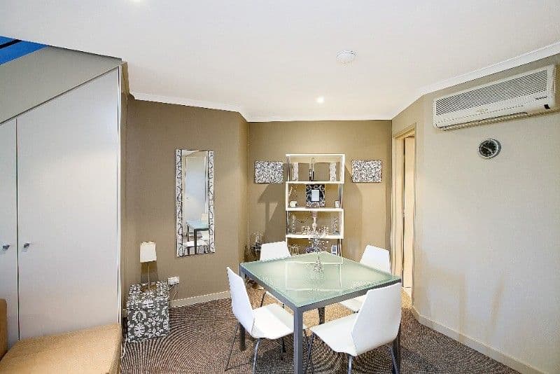 35 Dalley Street, QUEENSCLIFF NSW 2096, Queenscliff - Thumbnail 3