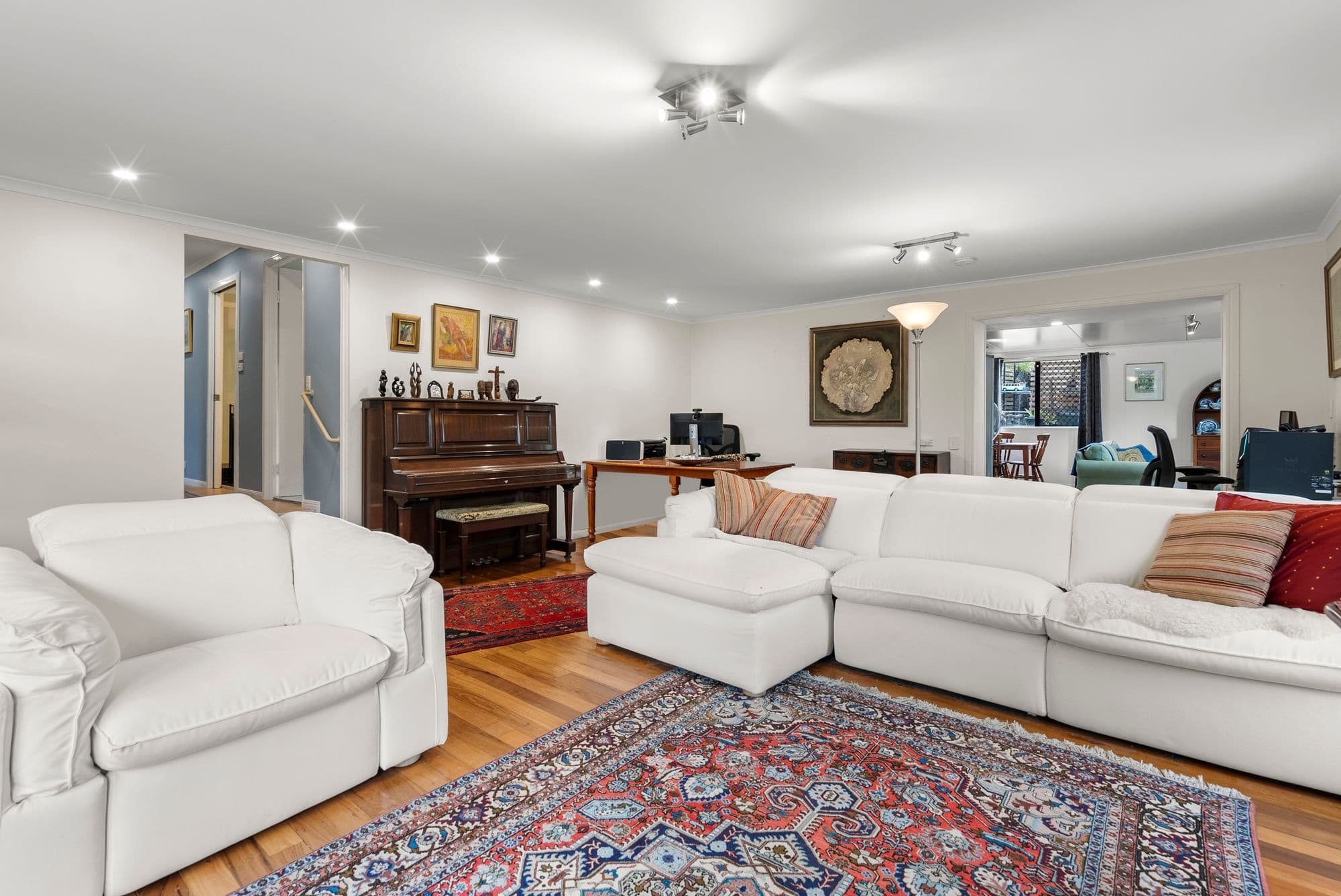 38 Shields Street, Mount Warren Park QLD 4207, Mount Warren Park - Thumbnail 4