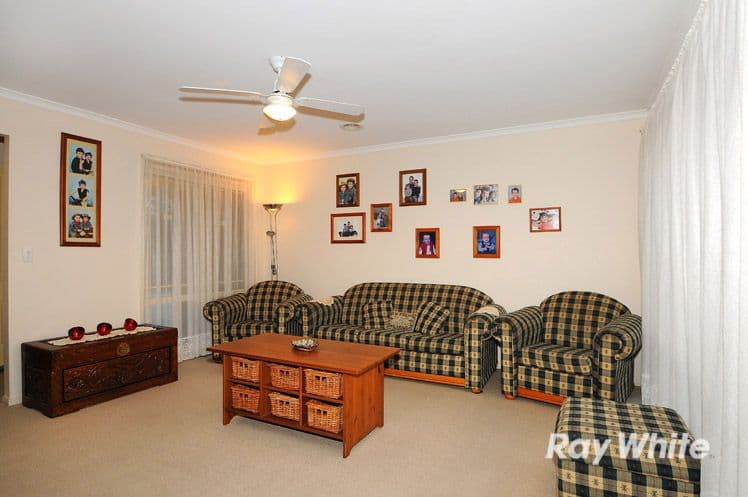 29 Paterson Drive, LYNBROOK VIC 3975, Lynbrook - Thumbnail 2