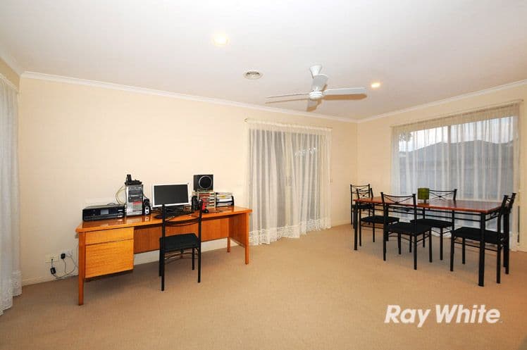 29 Paterson Drive, LYNBROOK VIC 3975, Lynbrook - Thumbnail 3