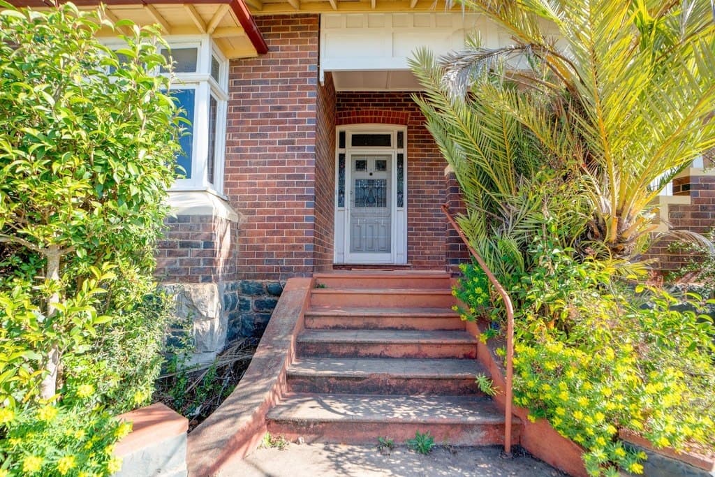 90 Clifford Street, Goulburn - Thumbnail 2