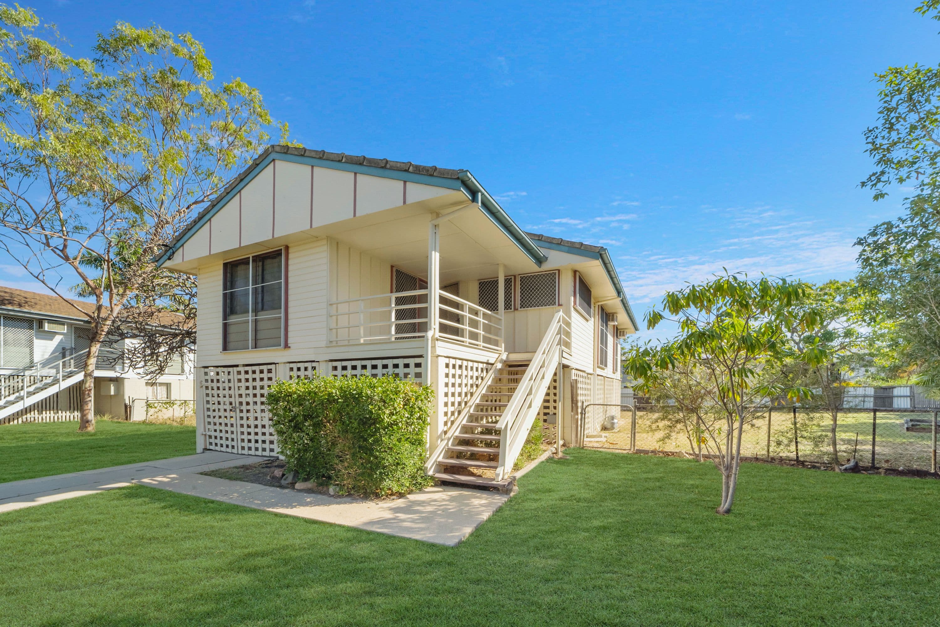 37 Pixley Crescent, Heatley QLD 4814, Heatley - Thumbnail 2