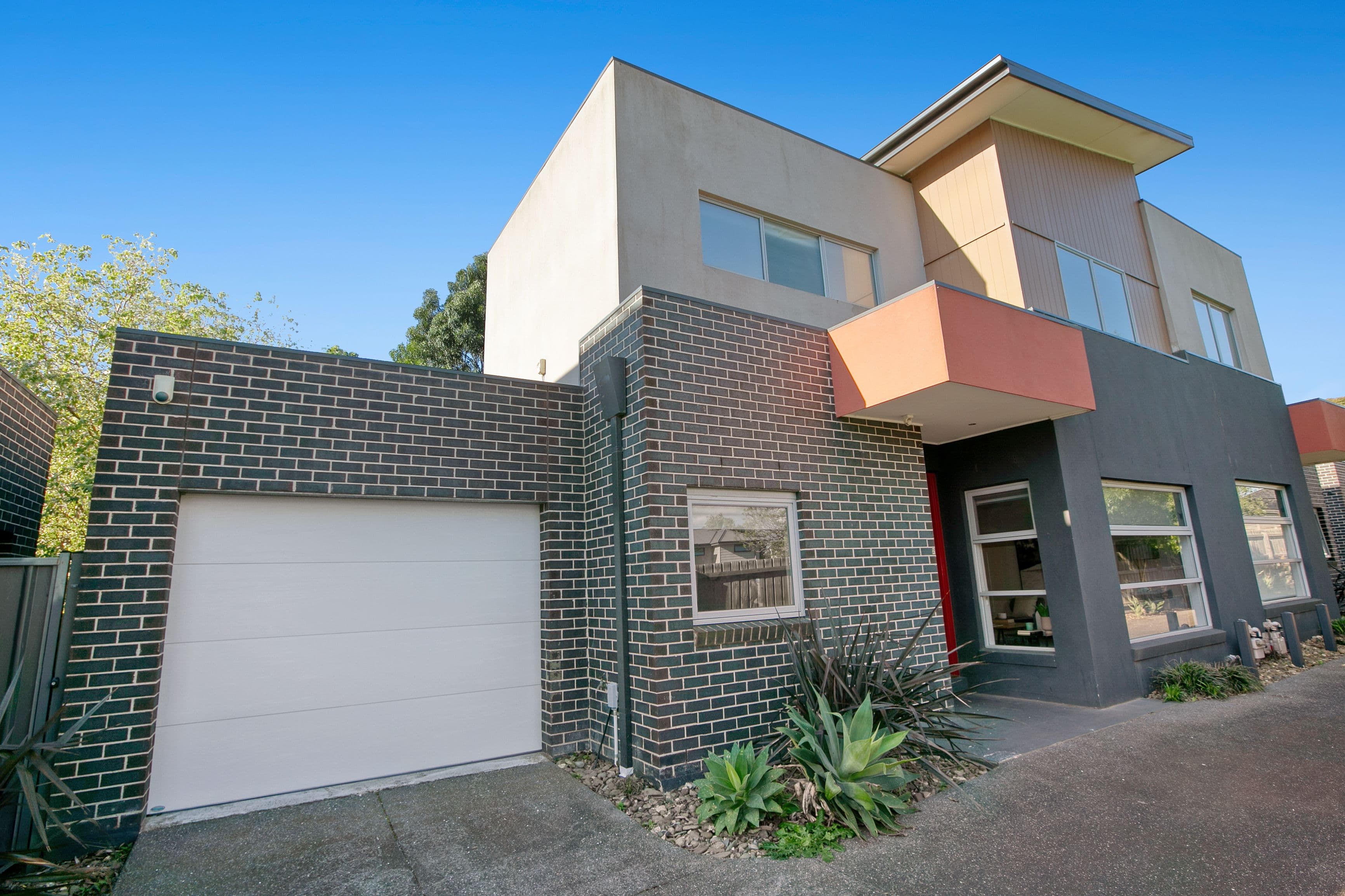 30 Porter Road, Heidelberg Heights VIC 3081, Heidelberg Heights - Image 1