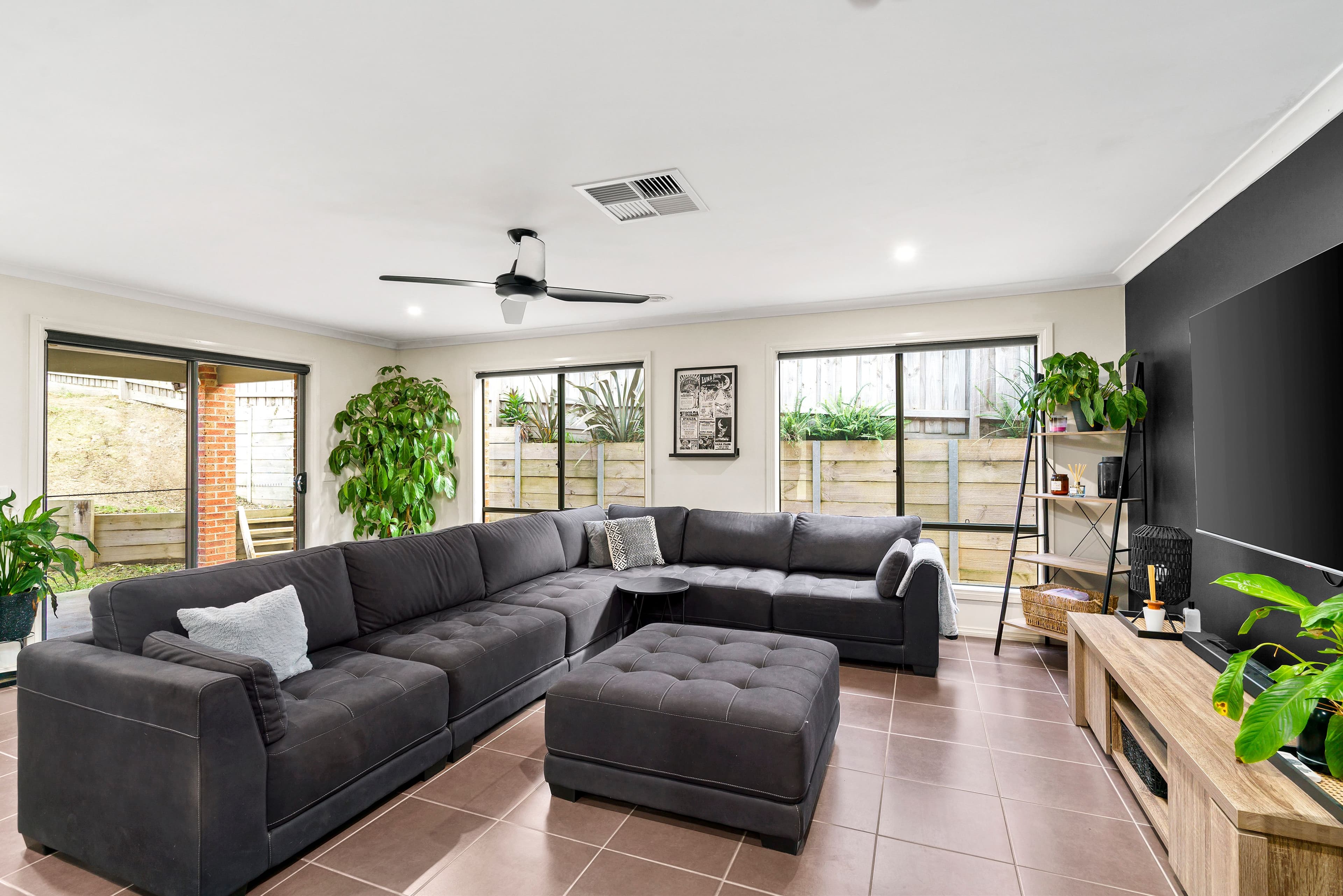 187 Phillip Drive, Sunbury VIC 3429, Sunbury - Thumbnail 5