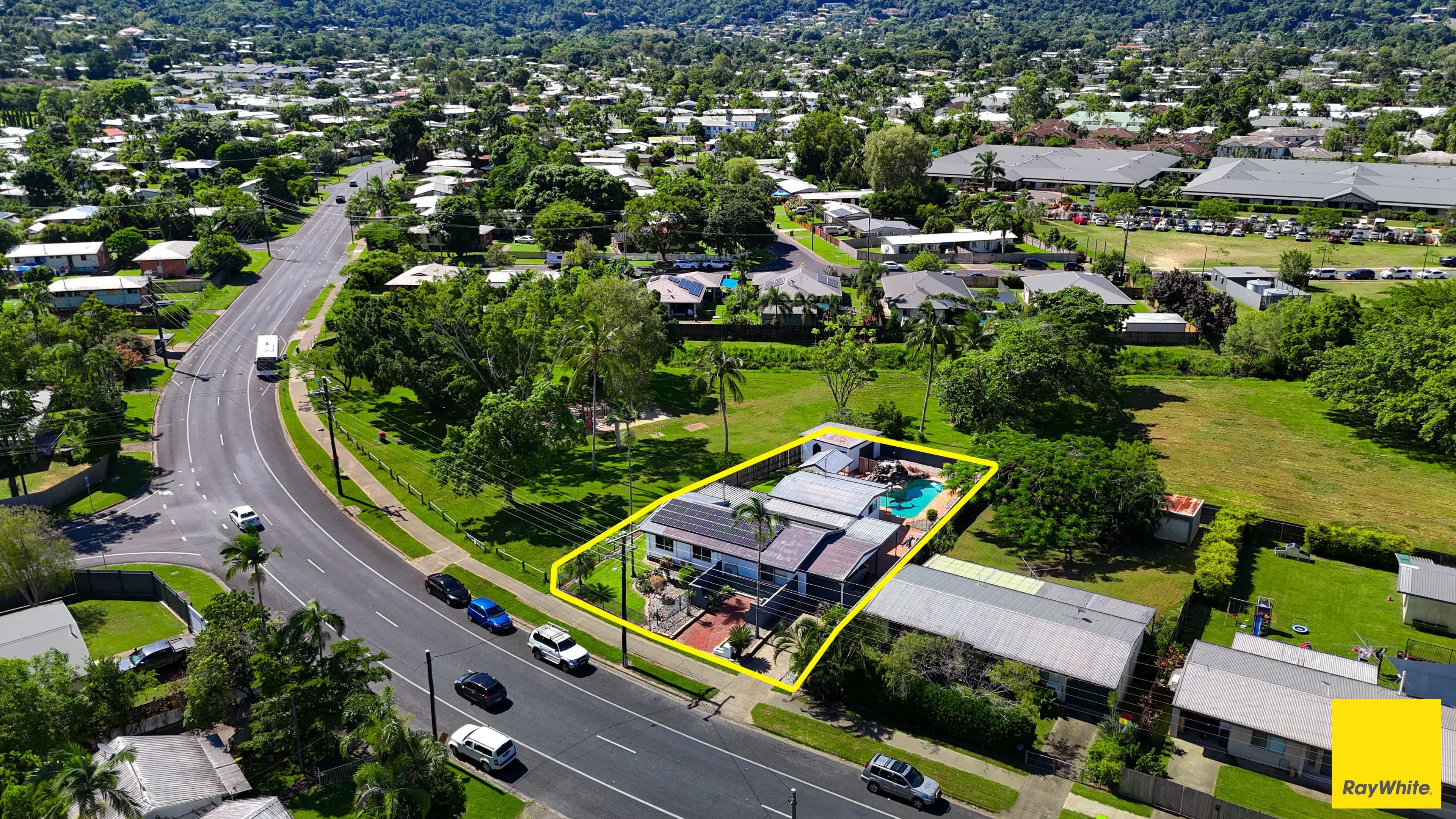 42 Jensen Street, Manoora QLD 4870, Manoora - Thumbnail 3