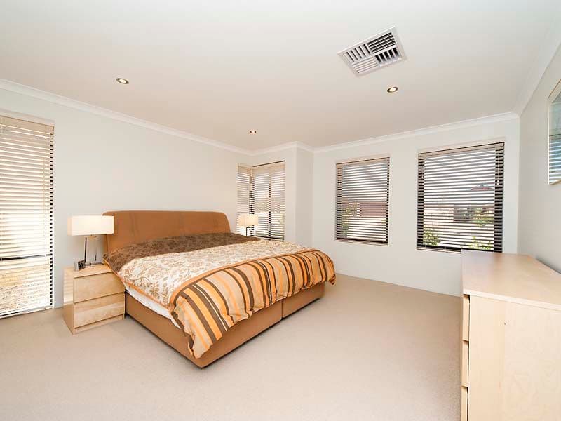 146 Kendall Boulevard, BALDIVIS WA 6171, Baldivis - Thumbnail 3