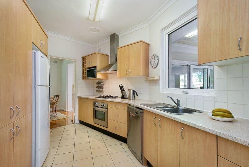 8 Darri Avenue, Wahroonga NSW 2076, Wahroonga - Thumbnail 4