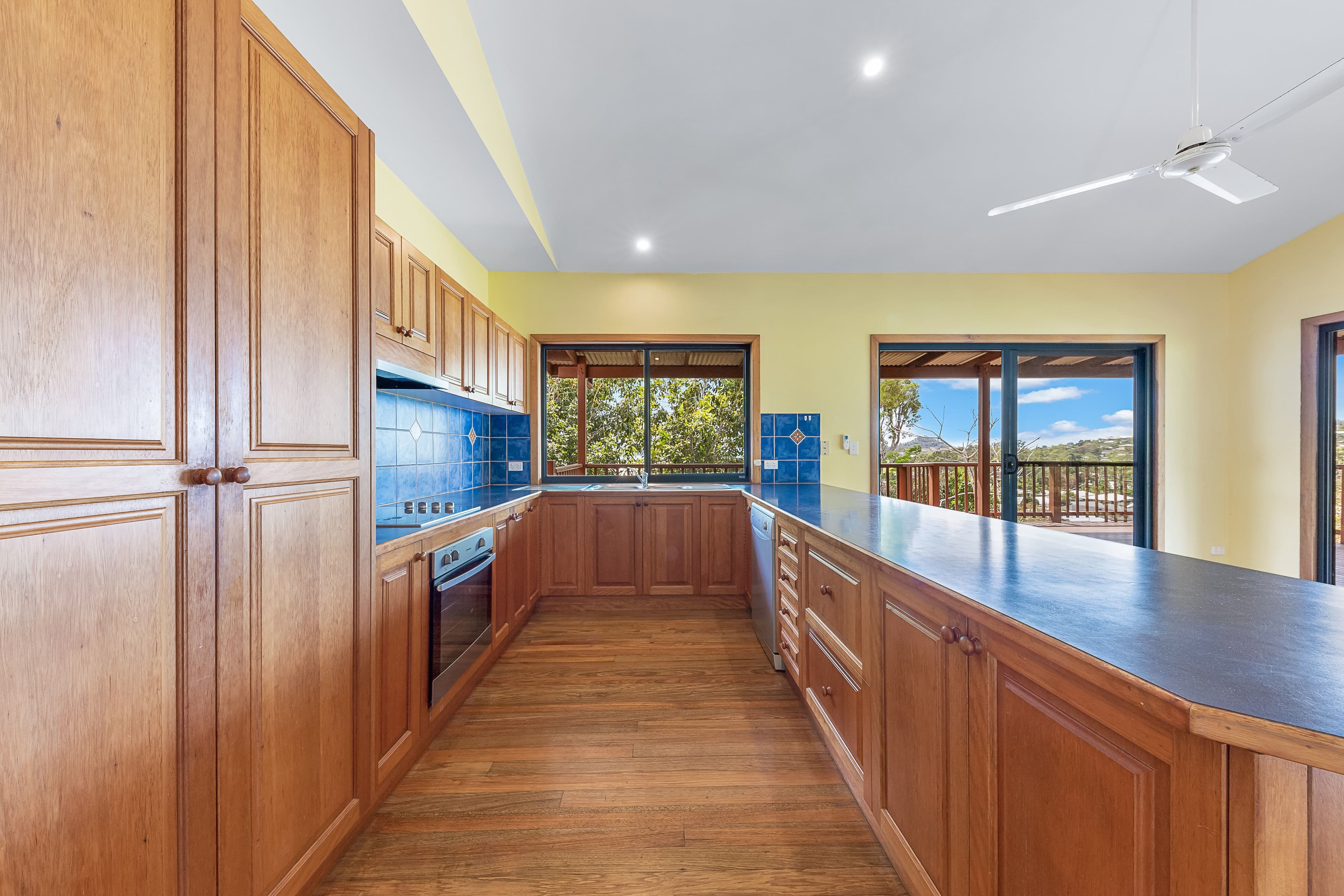 13 Daydream Court, Cannonvale QLD 4802, Cannonvale - Thumbnail 4