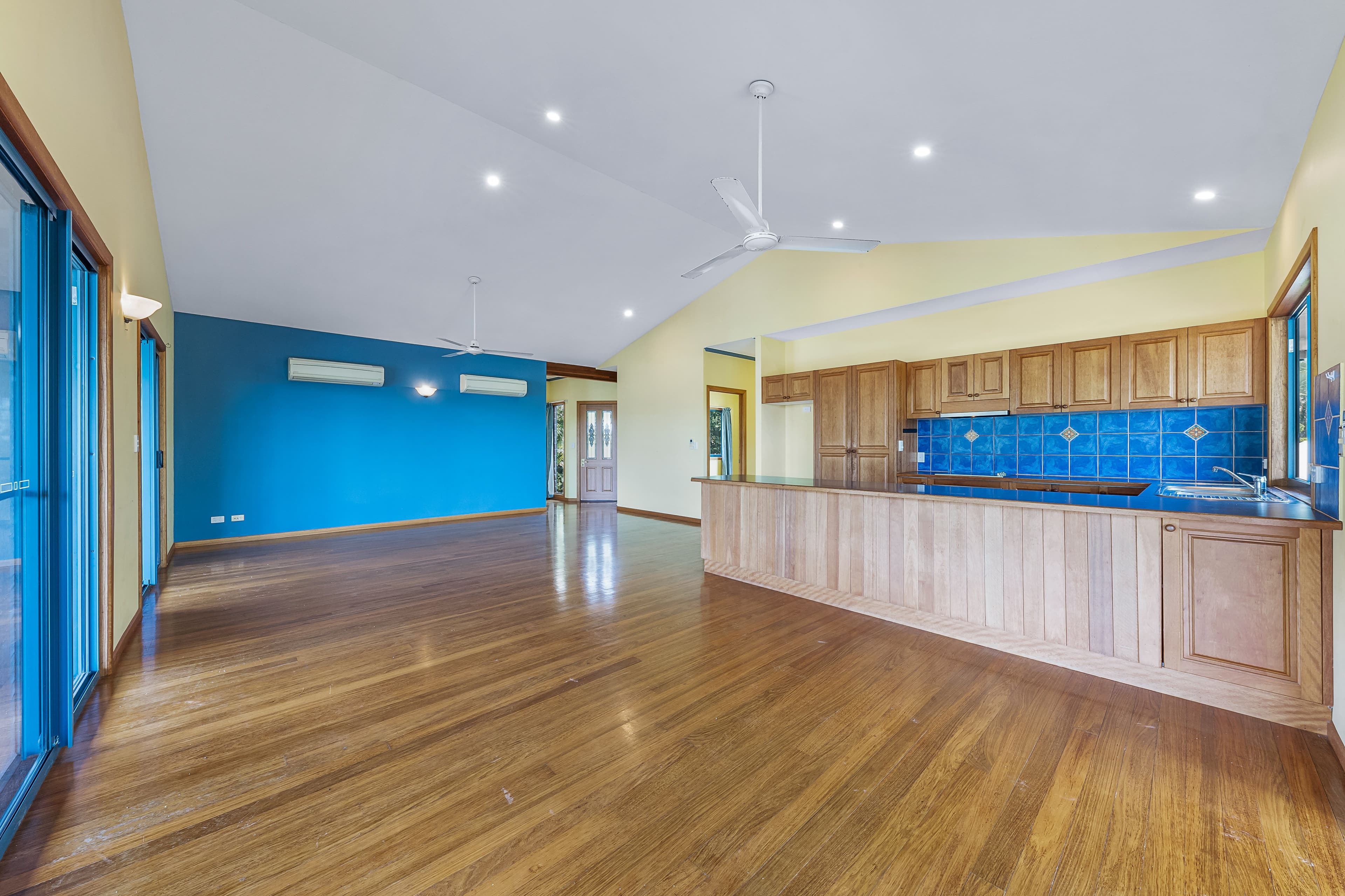 13 Daydream Court, Cannonvale QLD 4802, Cannonvale - Thumbnail 5