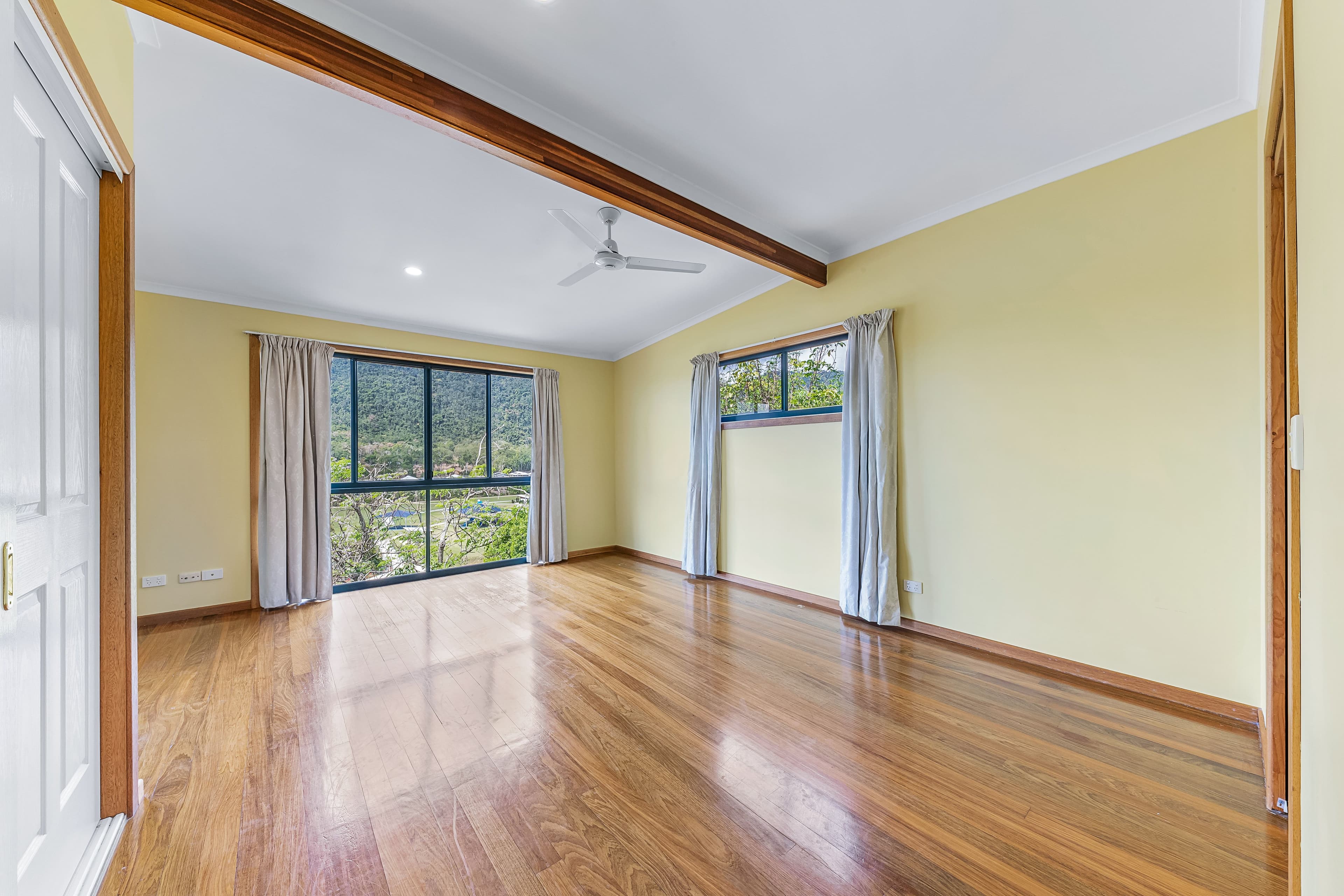 13 Daydream Court, Cannonvale QLD 4802, Cannonvale - Thumbnail 7