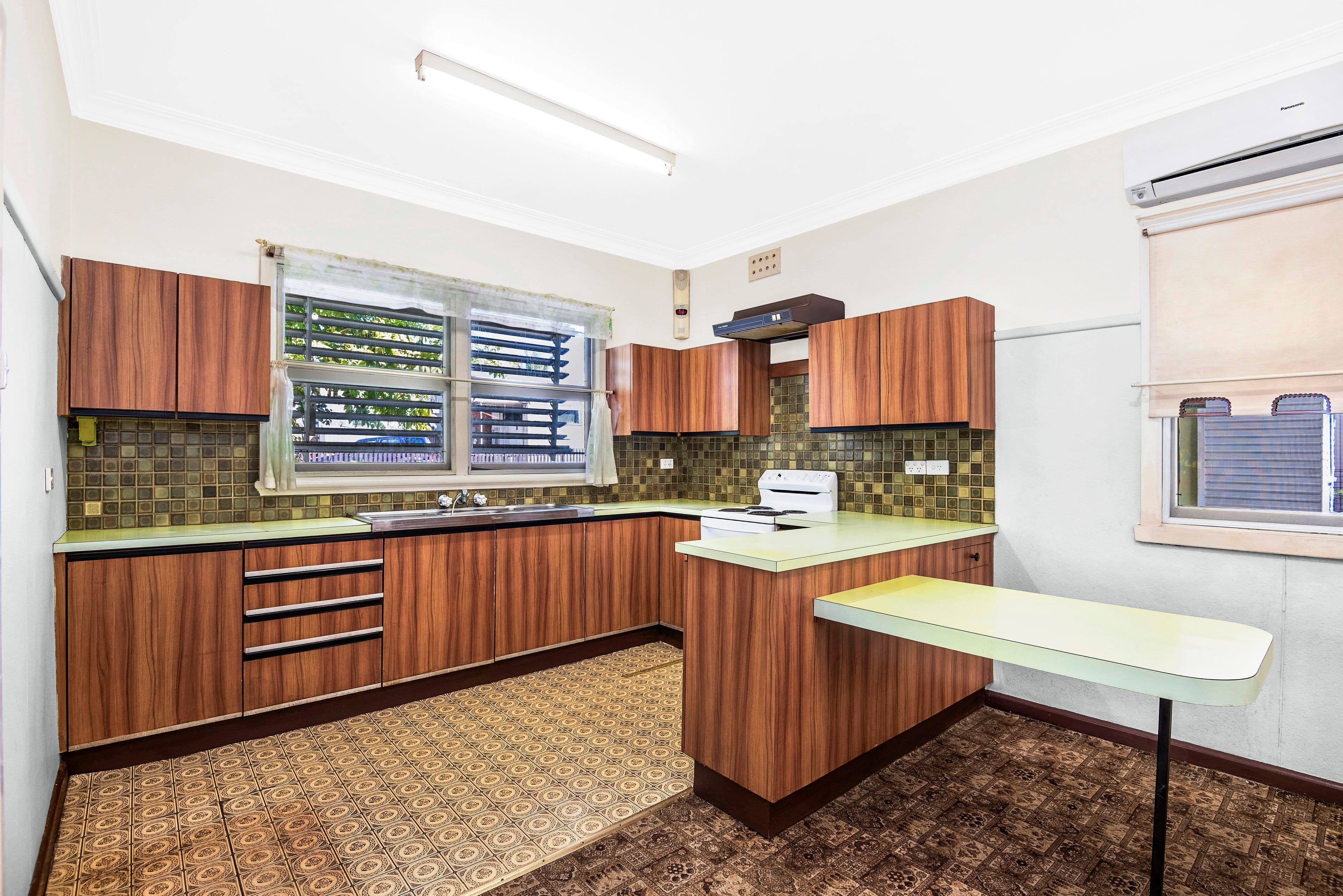43 Kennedy Drive, Tweed Heads - Thumbnail 6