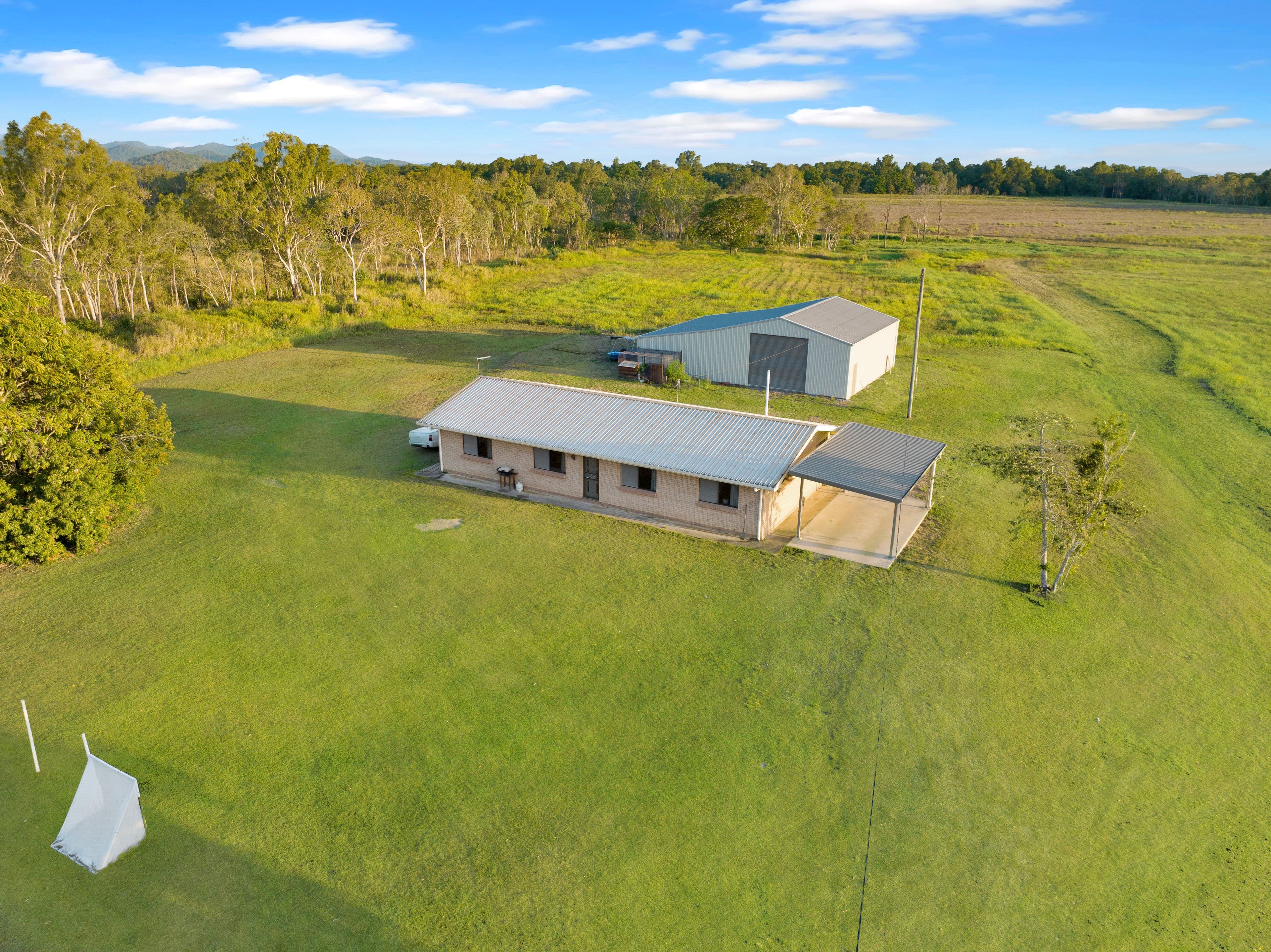 410 Shute Harbour Road, Mount Julian QLD 4800, Mount Julian - Thumbnail 3
