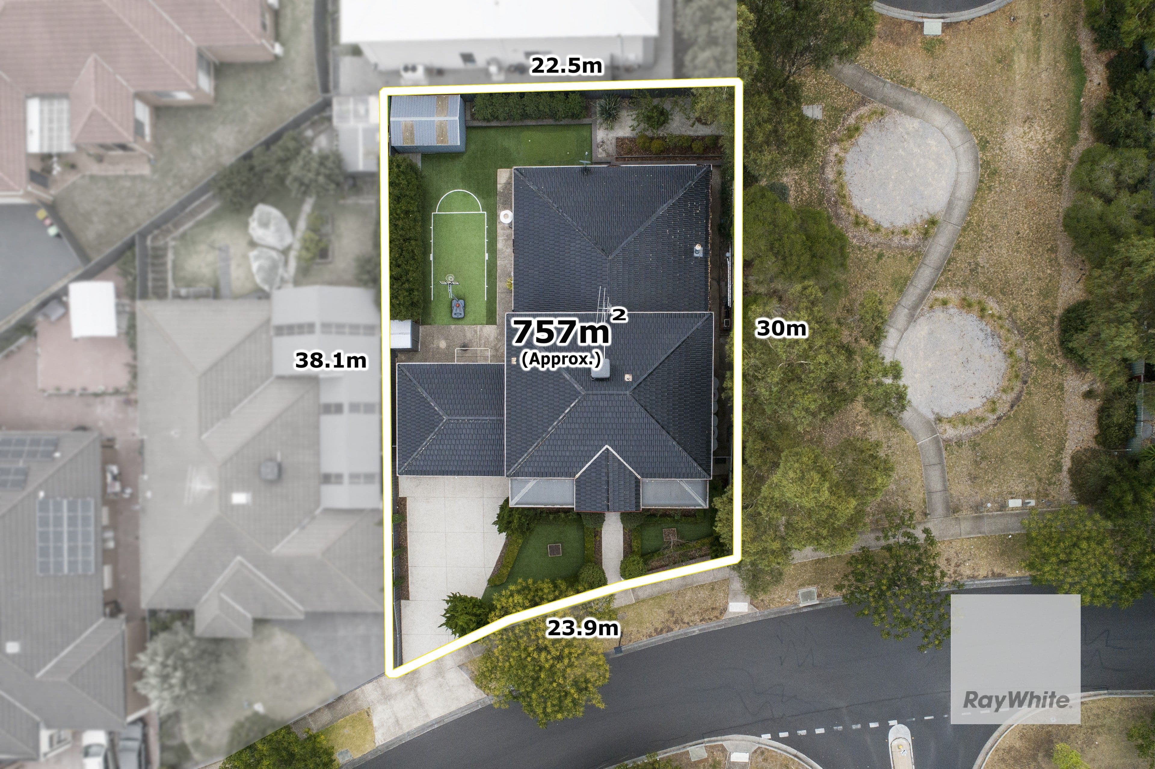 14 Burtt Avenue, Caroline Springs VIC 3023, Caroline Springs - Thumbnail 2