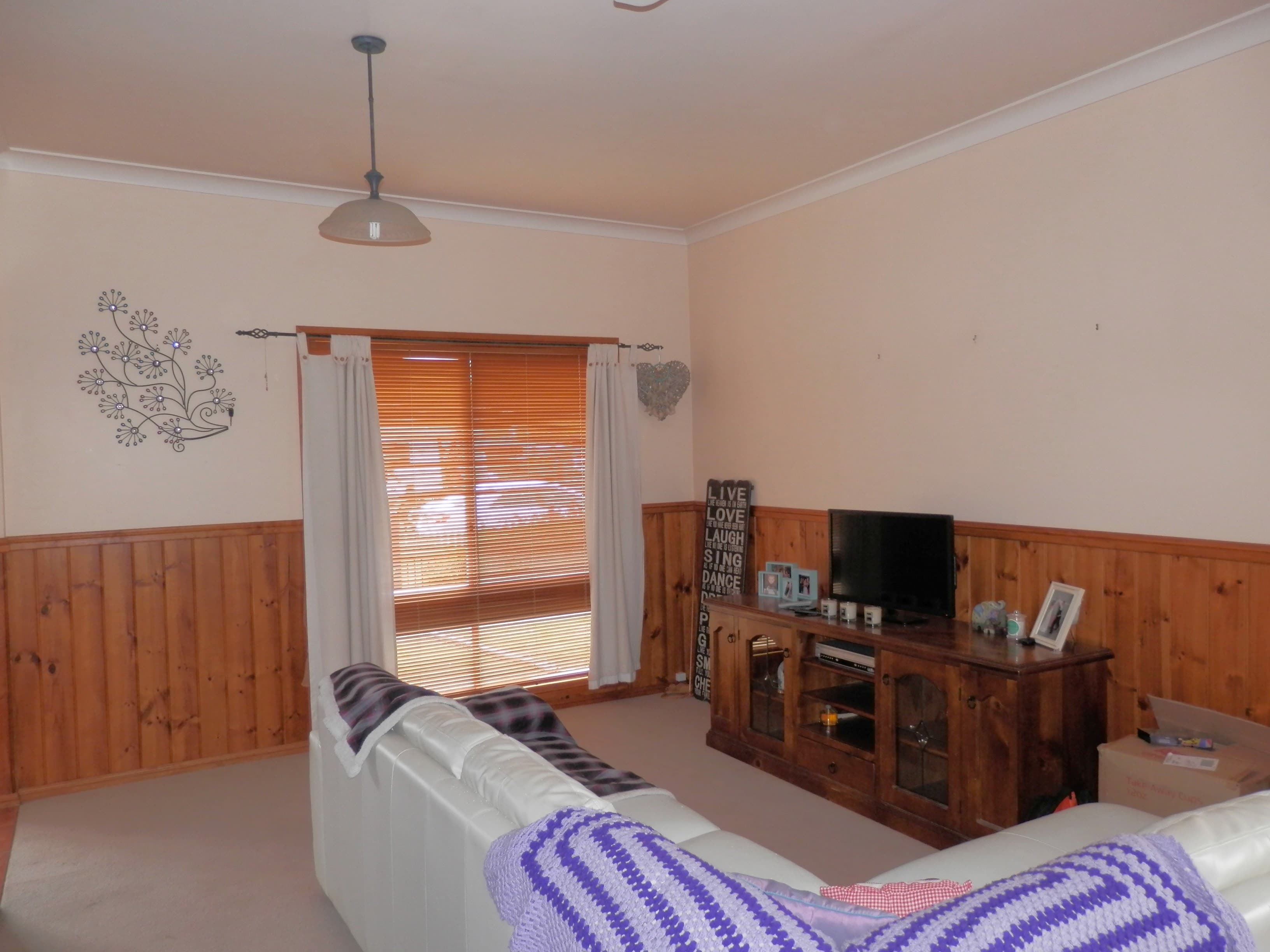 4 Badgery Street, Bombala, Bombala - Thumbnail 5