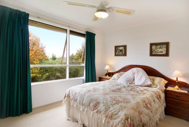4 Lena Avenue, ALLAMBIE HEIGHTS NSW 2100, Allambie Heights - Thumbnail 2