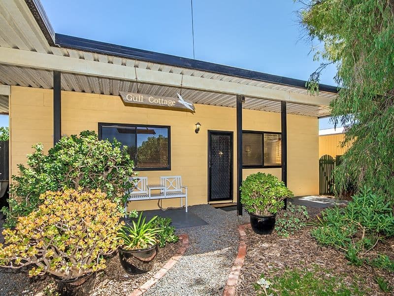 11 Benny Avenue, Port Noarlunga SA 5167, Port Noarlunga - Thumbnail 2