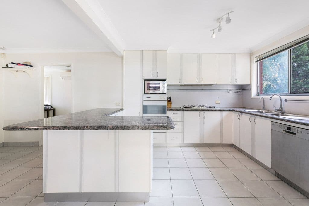 34 Donington Avenue, Georges Hall NSW 2198, Georges Hall - Thumbnail 3