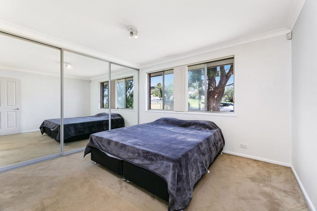 34 Donington Avenue, Georges Hall NSW 2198, Georges Hall - Thumbnail 4