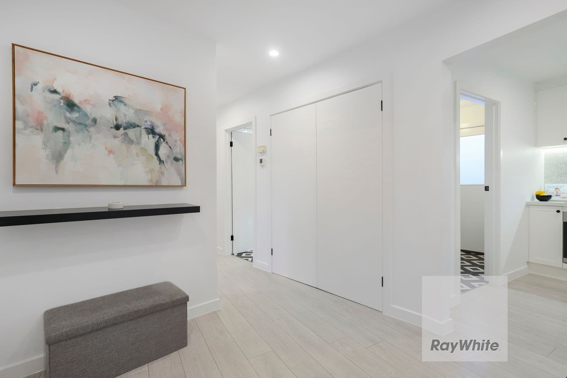 9 Windermere Crescent, Gladstone Park VIC 3043, Gladstone Park - Thumbnail 4