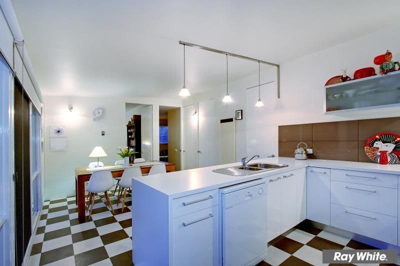 8  Johns Road, MORNINGTON VIC 3931, Mornington - Thumbnail 7