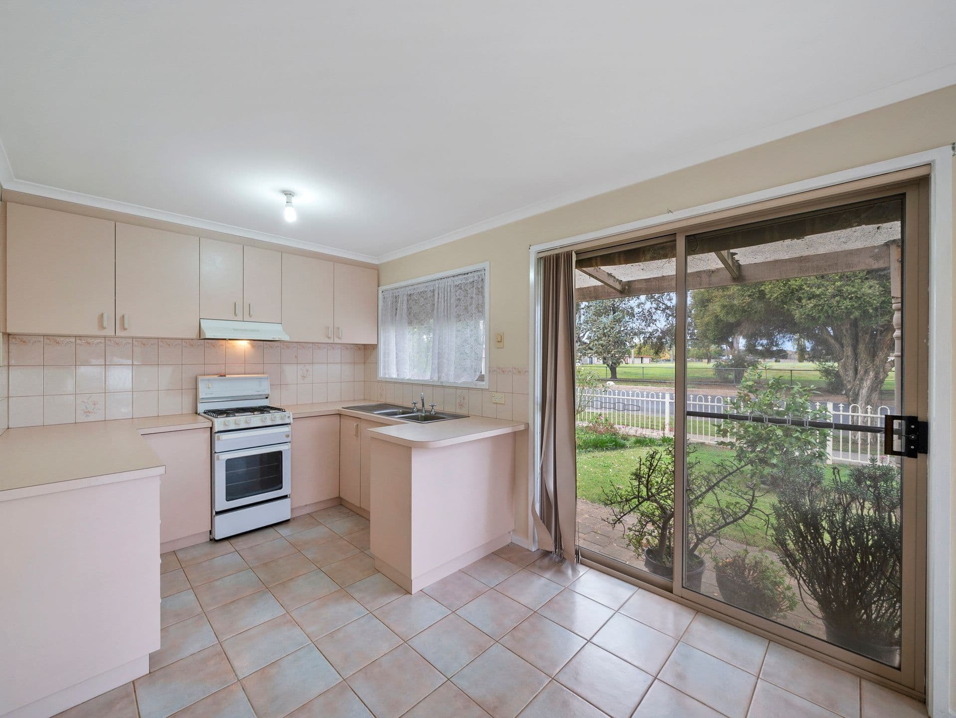 90 Clarke Street, Benalla VIC 3672, Benalla - Thumbnail 4