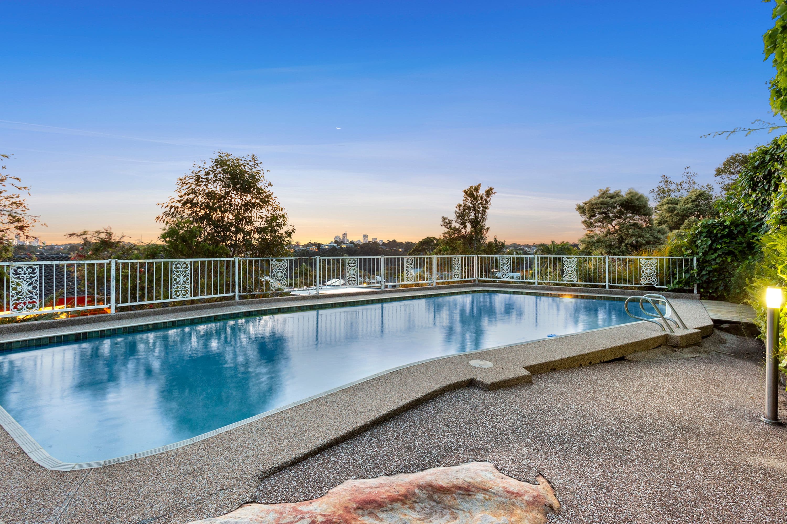 22 Roscommon Crescent, Killarney Heights NSW 2087, Killarney Heights - Thumbnail 5