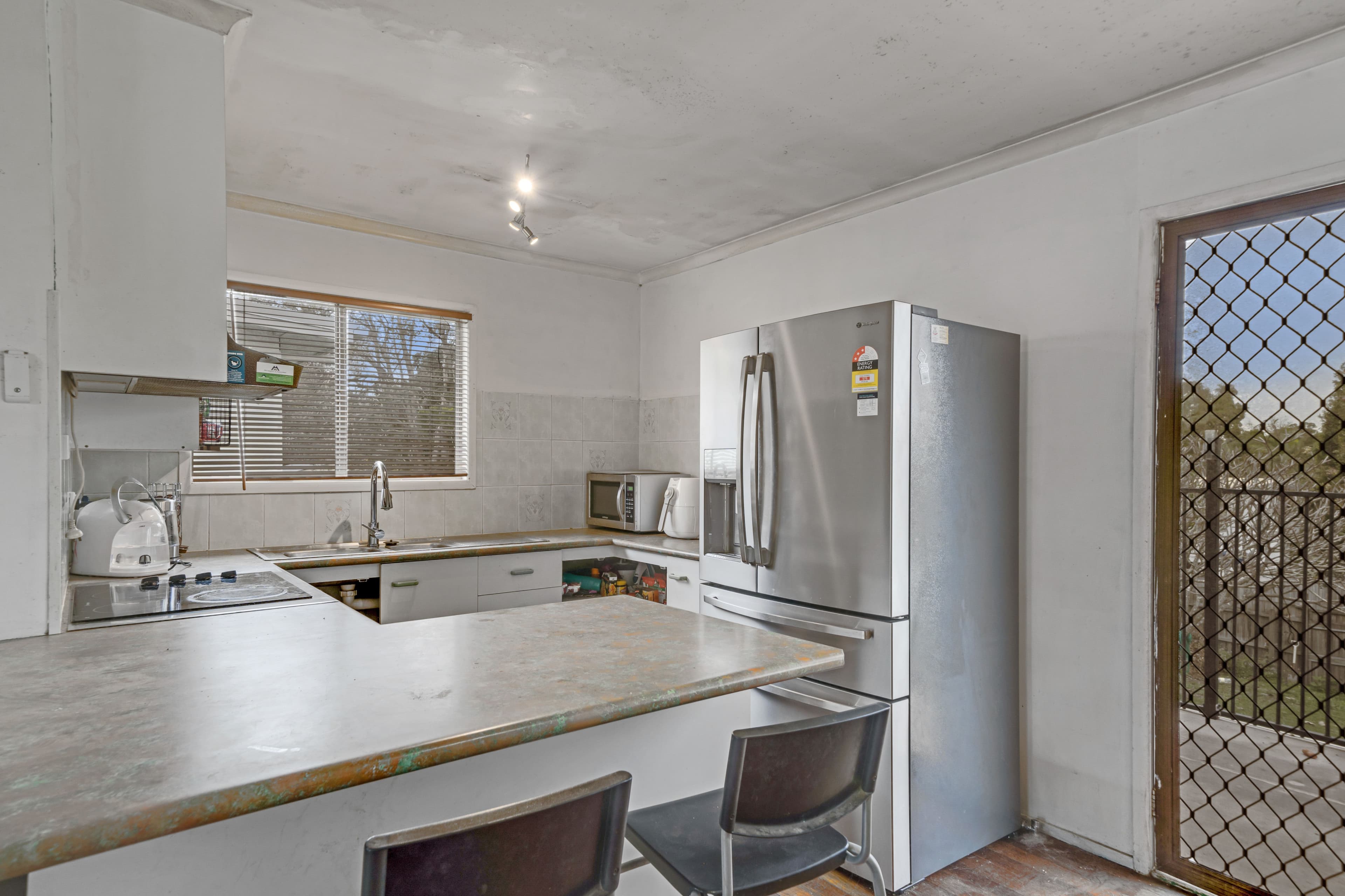 8 Ash Avenue, Woodridge QLD 4114, Woodridge - Thumbnail 4