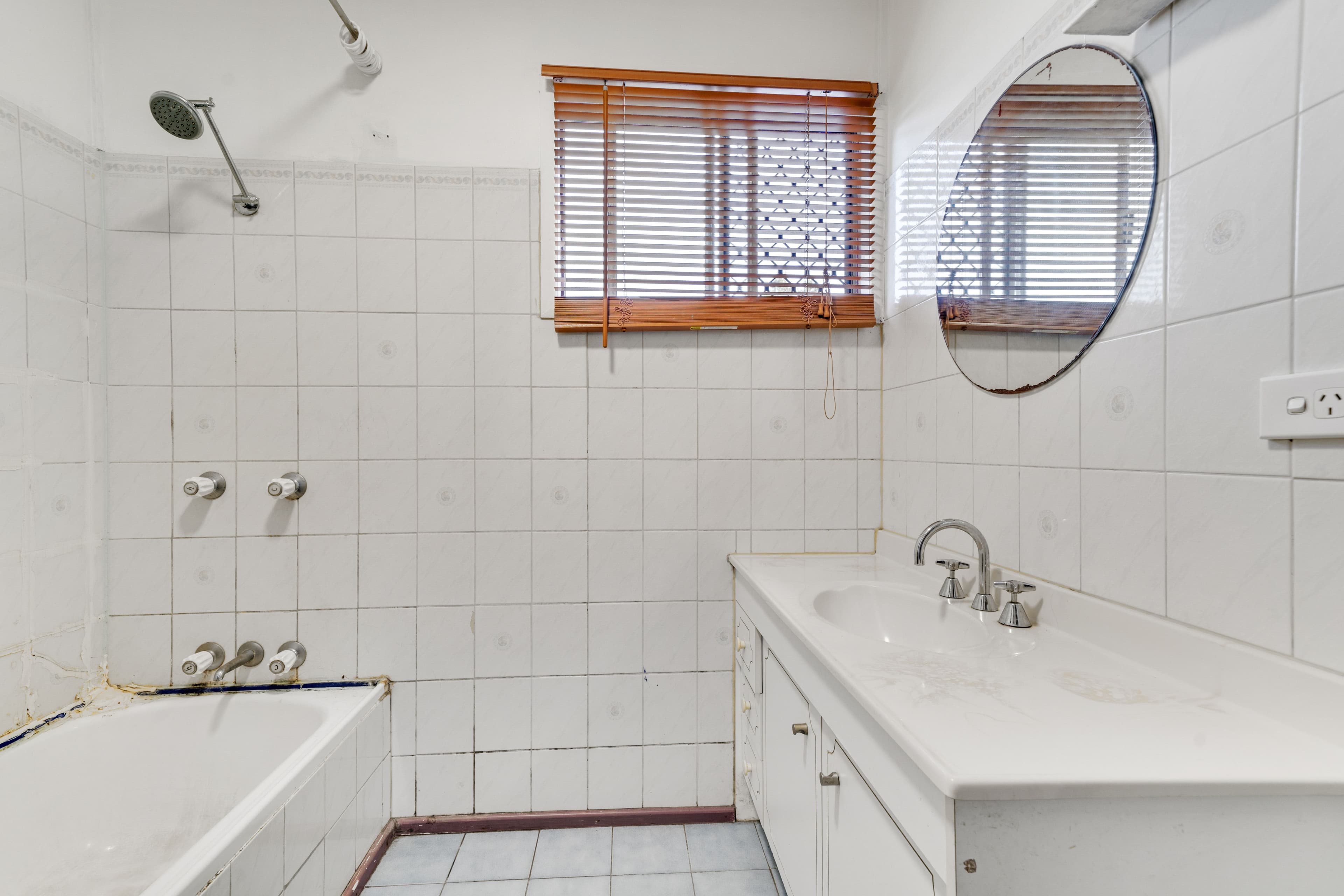 8 Ash Avenue, Woodridge QLD 4114, Woodridge - Thumbnail 5