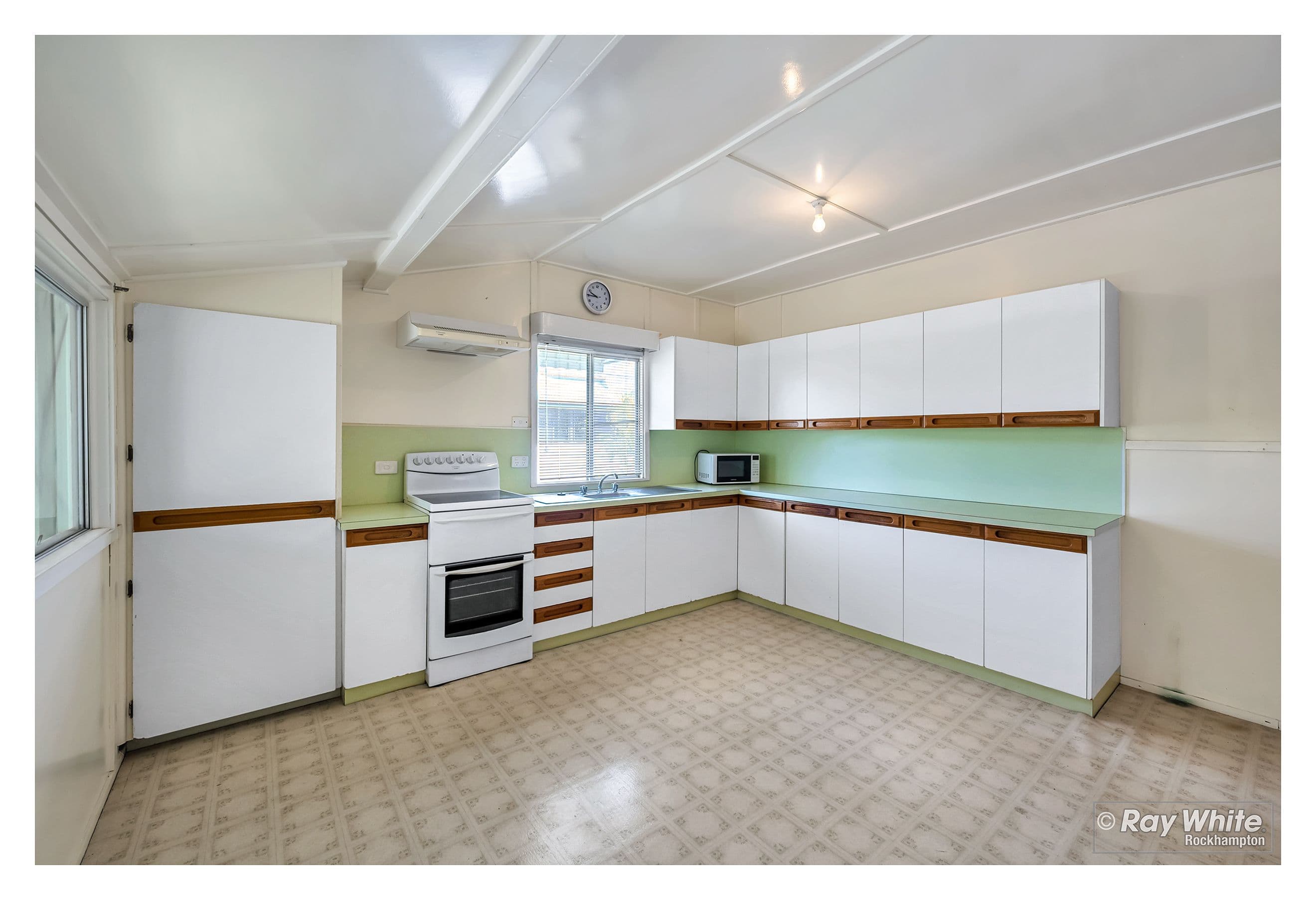 174 Witt Street, Berserker QLD 4701, Berserker - Thumbnail 3
