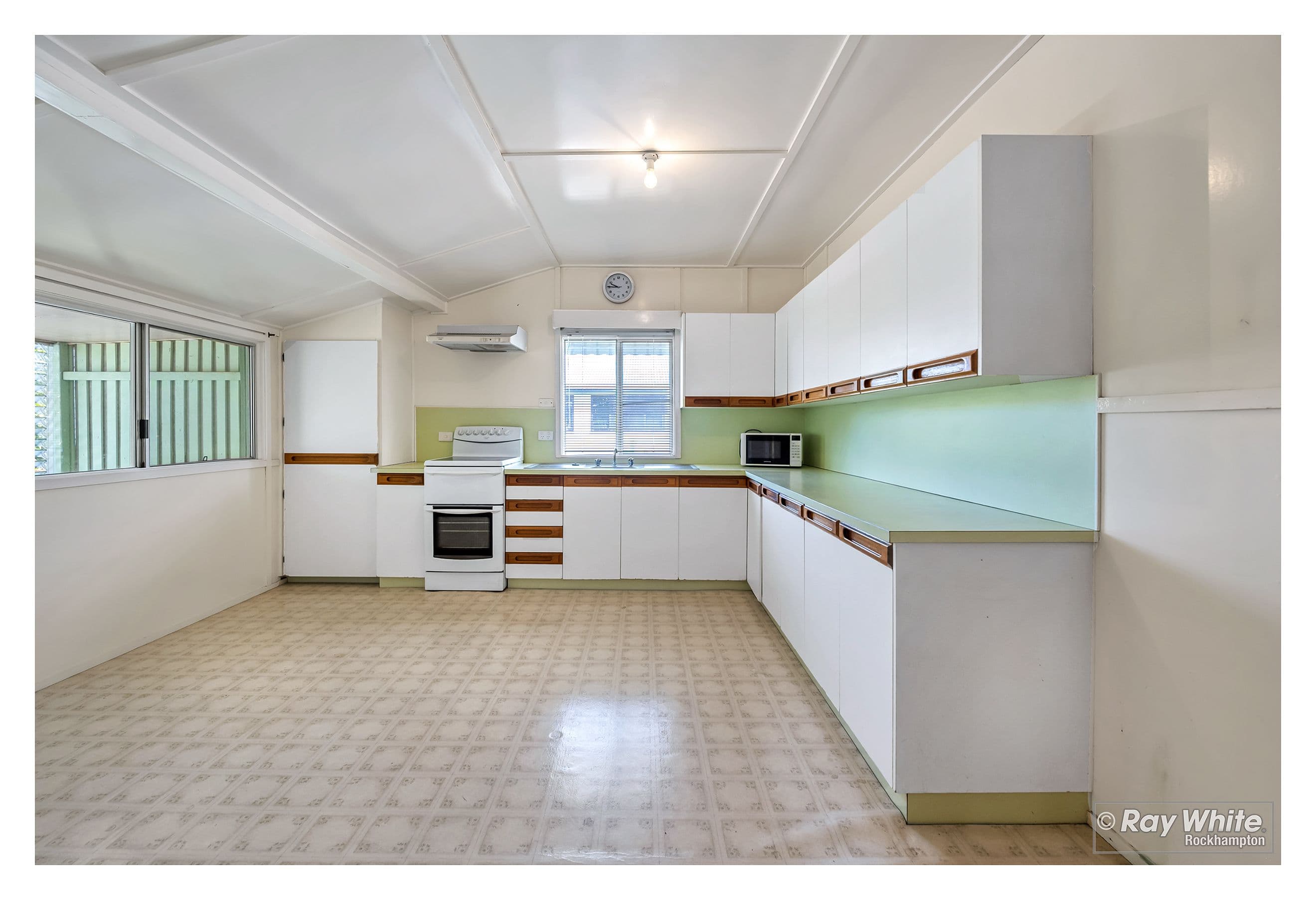 174 Witt Street, Berserker QLD 4701, Berserker - Thumbnail 4