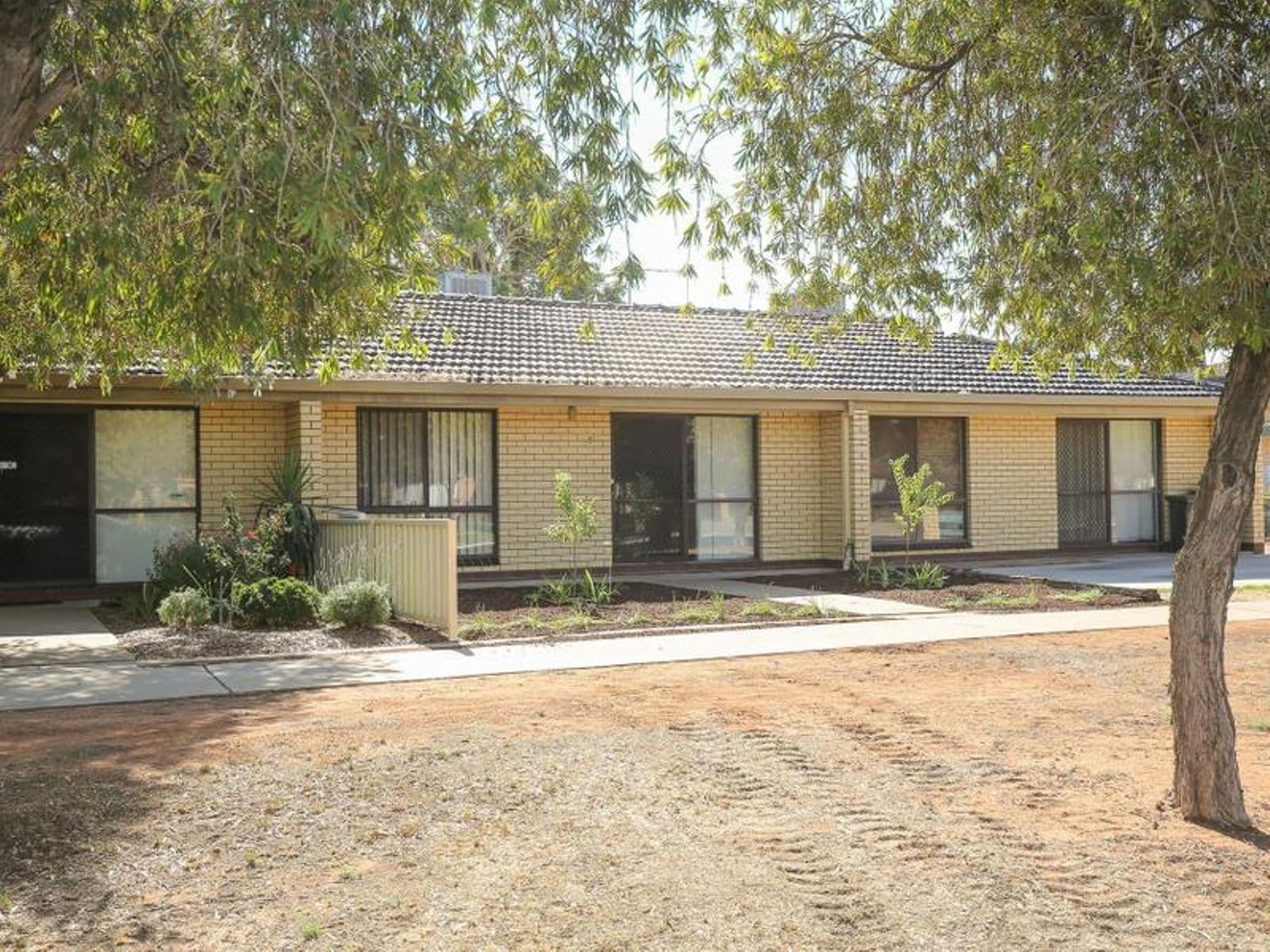 2/853 Fifteenth Street, Mildura - Image 1
