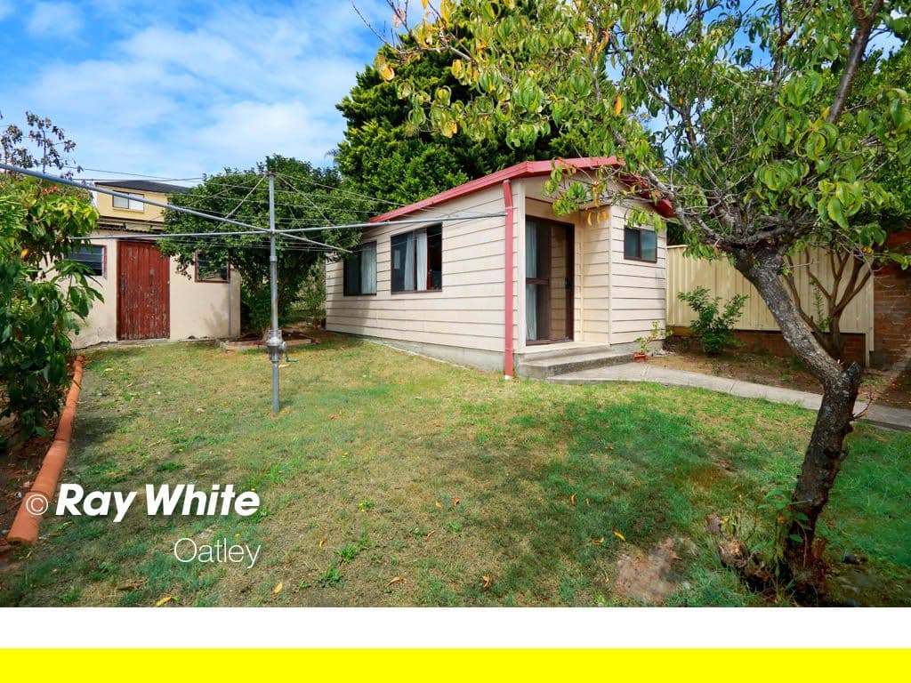 17 Glen Road, OATLEY NSW 2223, Oatley - Thumbnail 2