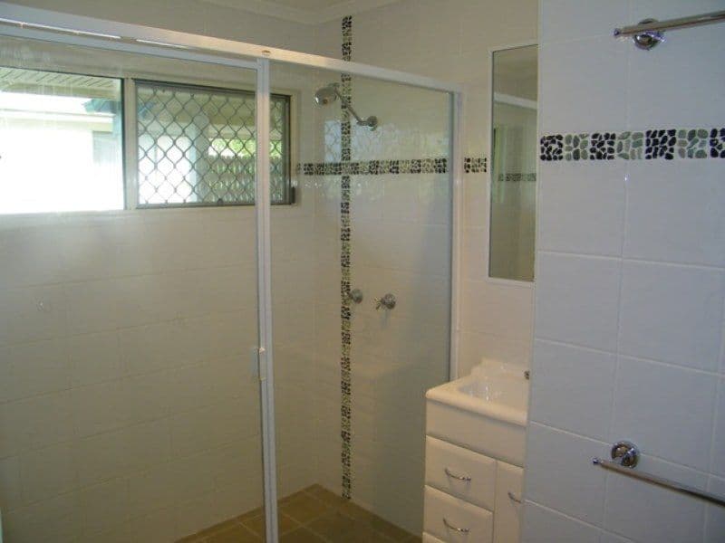 7 Mellefont Street, GLADSTONE QLD 4680, West Gladstone - Thumbnail 2