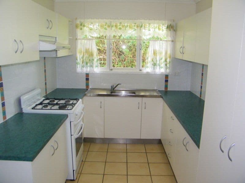 7 Mellefont Street, GLADSTONE QLD 4680, West Gladstone - Thumbnail 3
