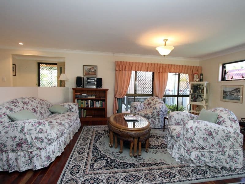 19 Verdelho Street, EIGHT MILE PLAINS QLD 4113, Eight Mile Plains - Thumbnail 3