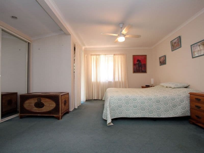 19 Verdelho Street, EIGHT MILE PLAINS QLD 4113, Eight Mile Plains - Thumbnail 8