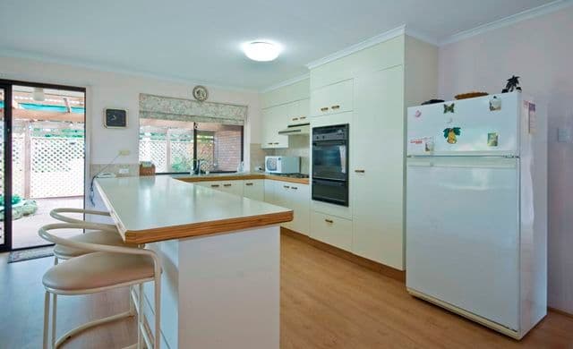 1 Sigatoka Place, CLEAR ISLAND WATERS QLD 4226, Clear Island Waters - Thumbnail 3
