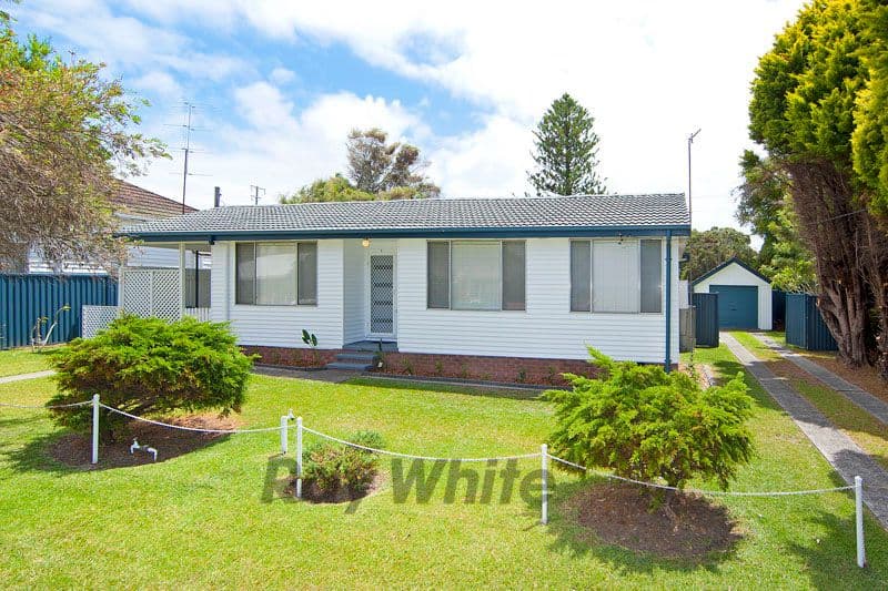 5 Mary Street, GOROKAN NSW 2263, Gorokan - Image 1