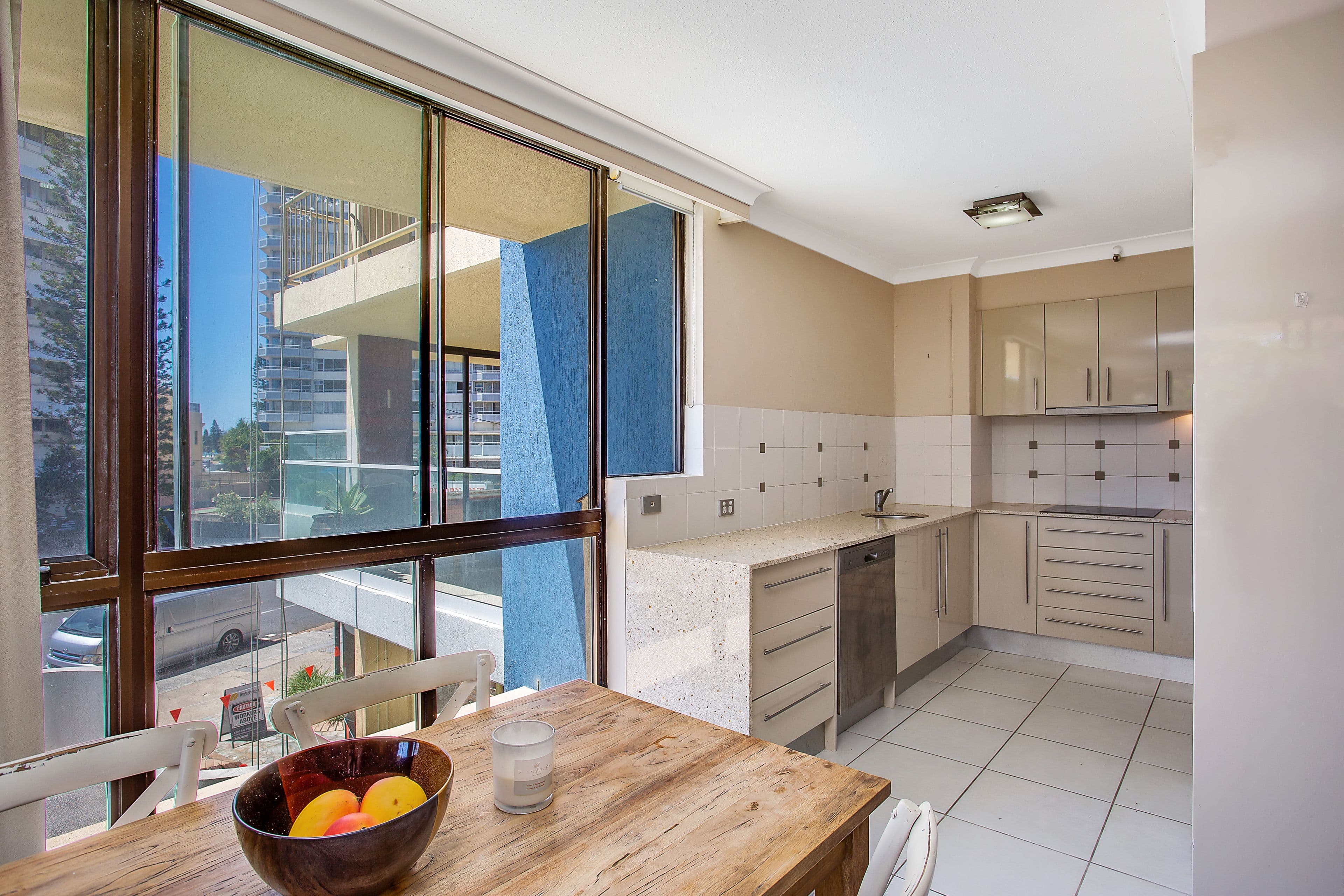 198 Ferny Avenue, Surfers Paradise QLD 4217, Surfers Paradise - Thumbnail 3