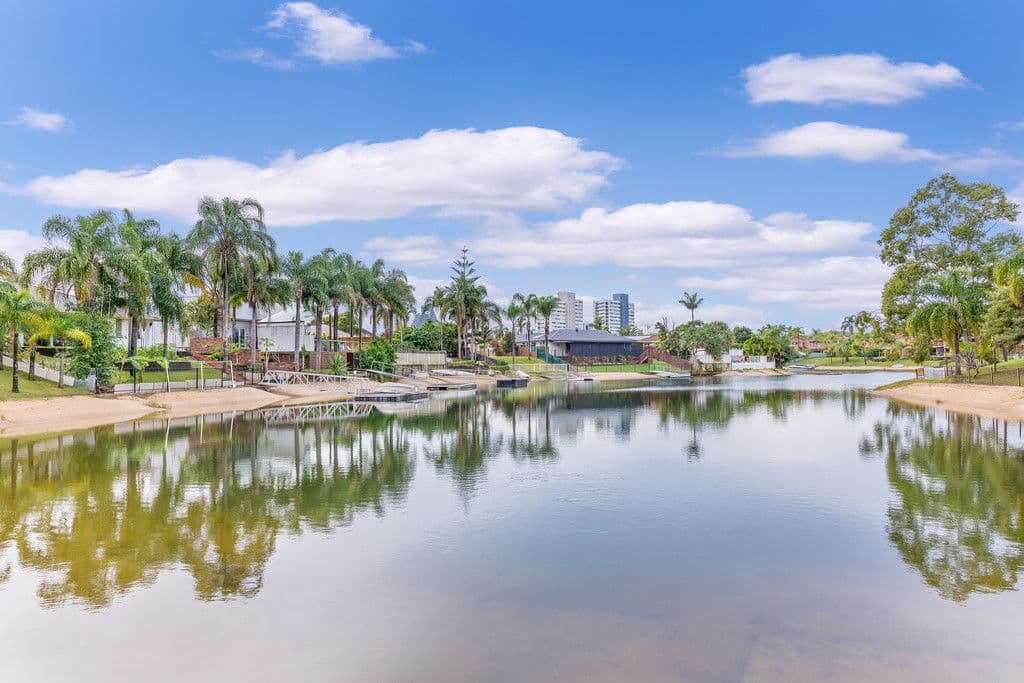 184 Rio Vista Boulevard, Mermaid Waters QLD 4218, Mermaid Waters - Thumbnail 5