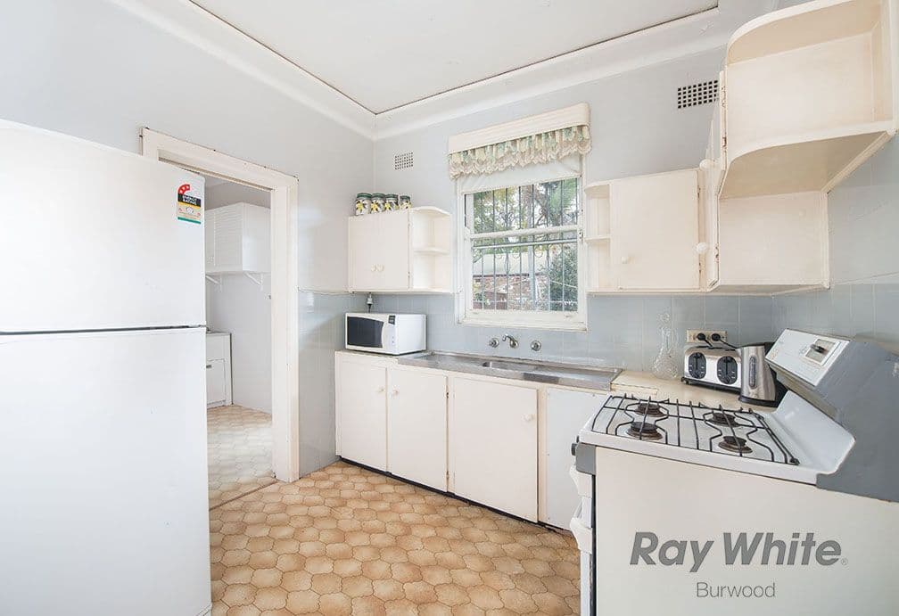 1a Carilla Street, BURWOOD NSW 2134, Burwood - Thumbnail 3