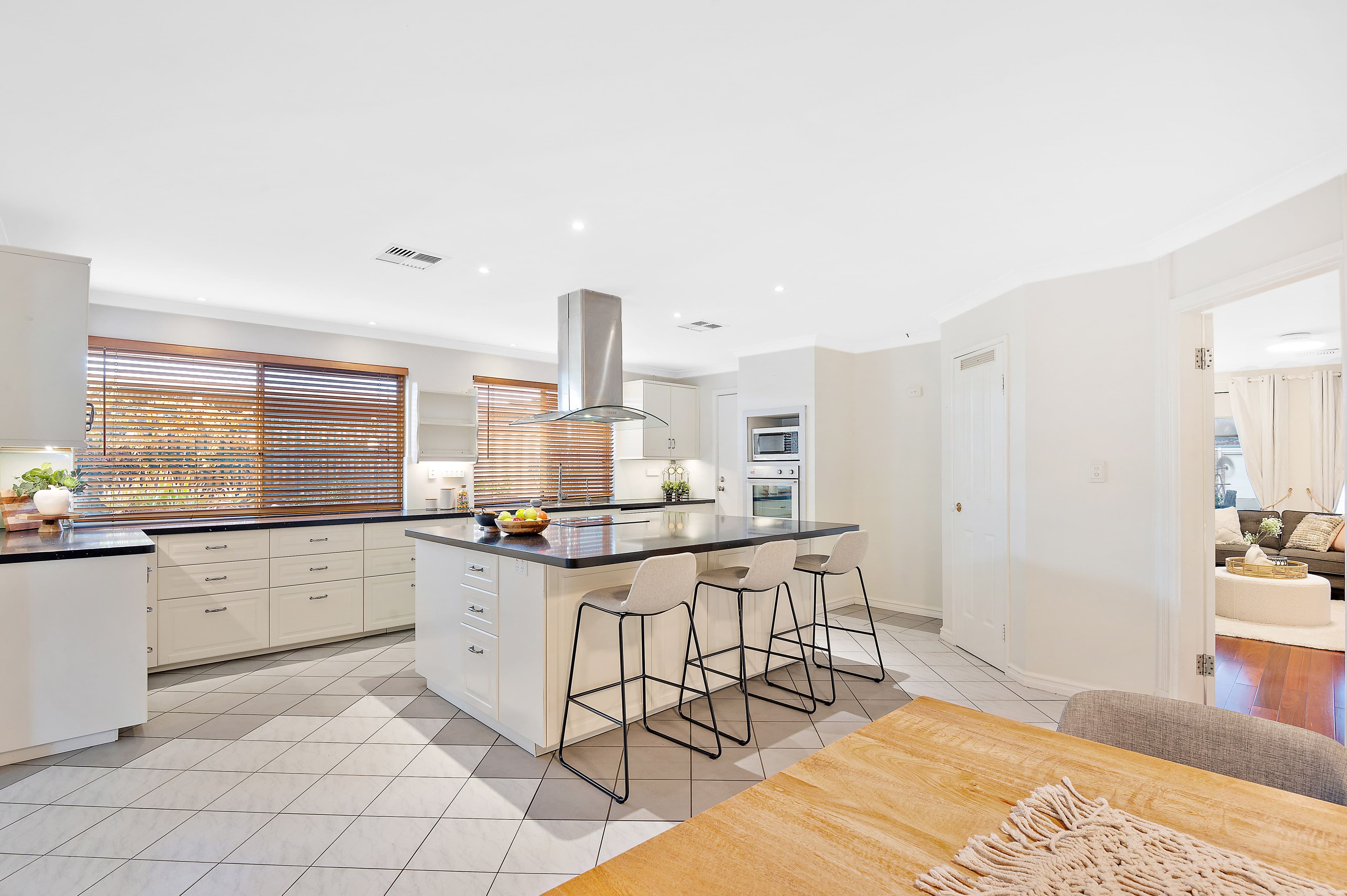 9 Conigrave Place, Canning Vale WA 6155, Canning Vale - Thumbnail 3