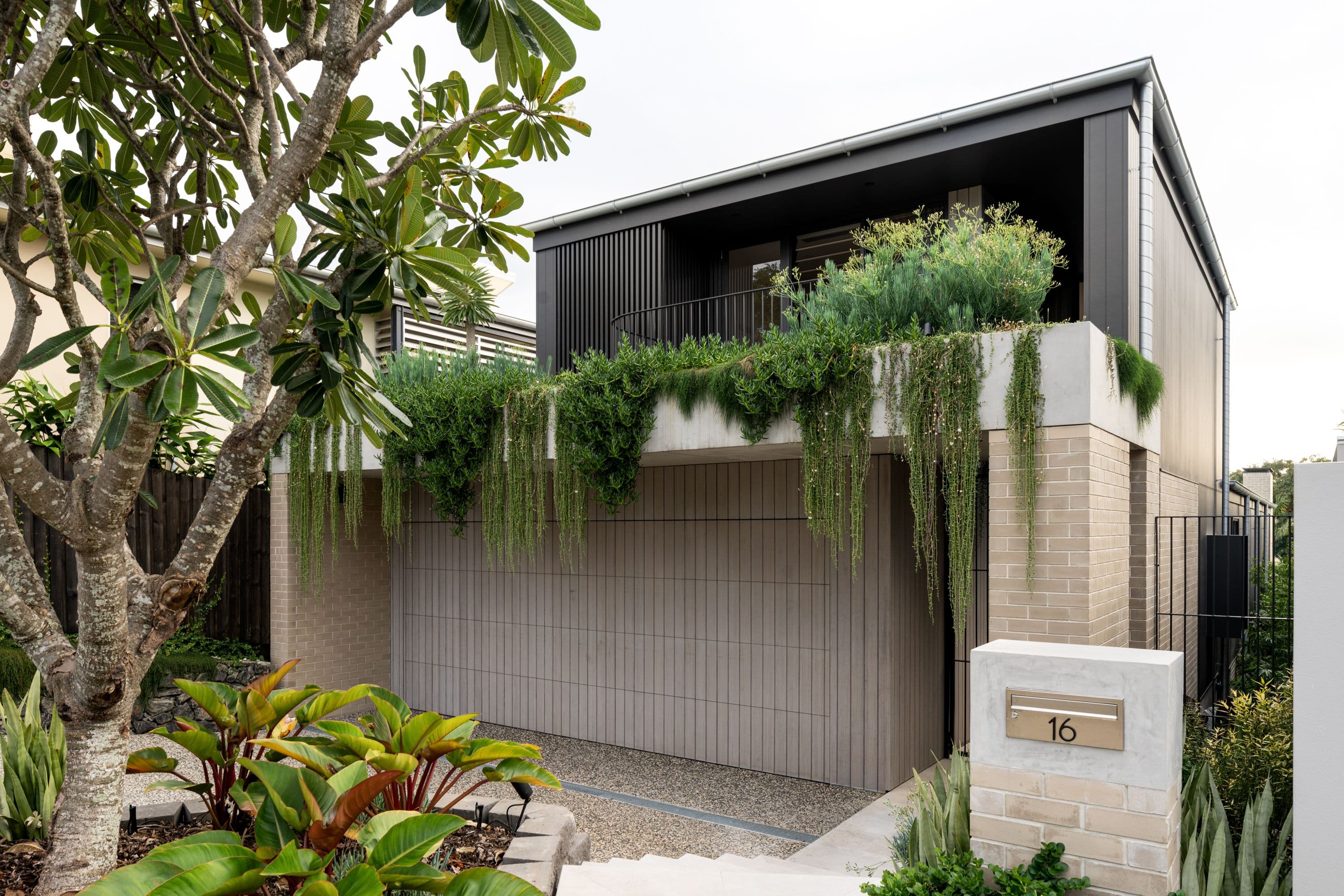 16 Walker Avenue, Teneriffe QLD 4005, Teneriffe - Thumbnail 2
