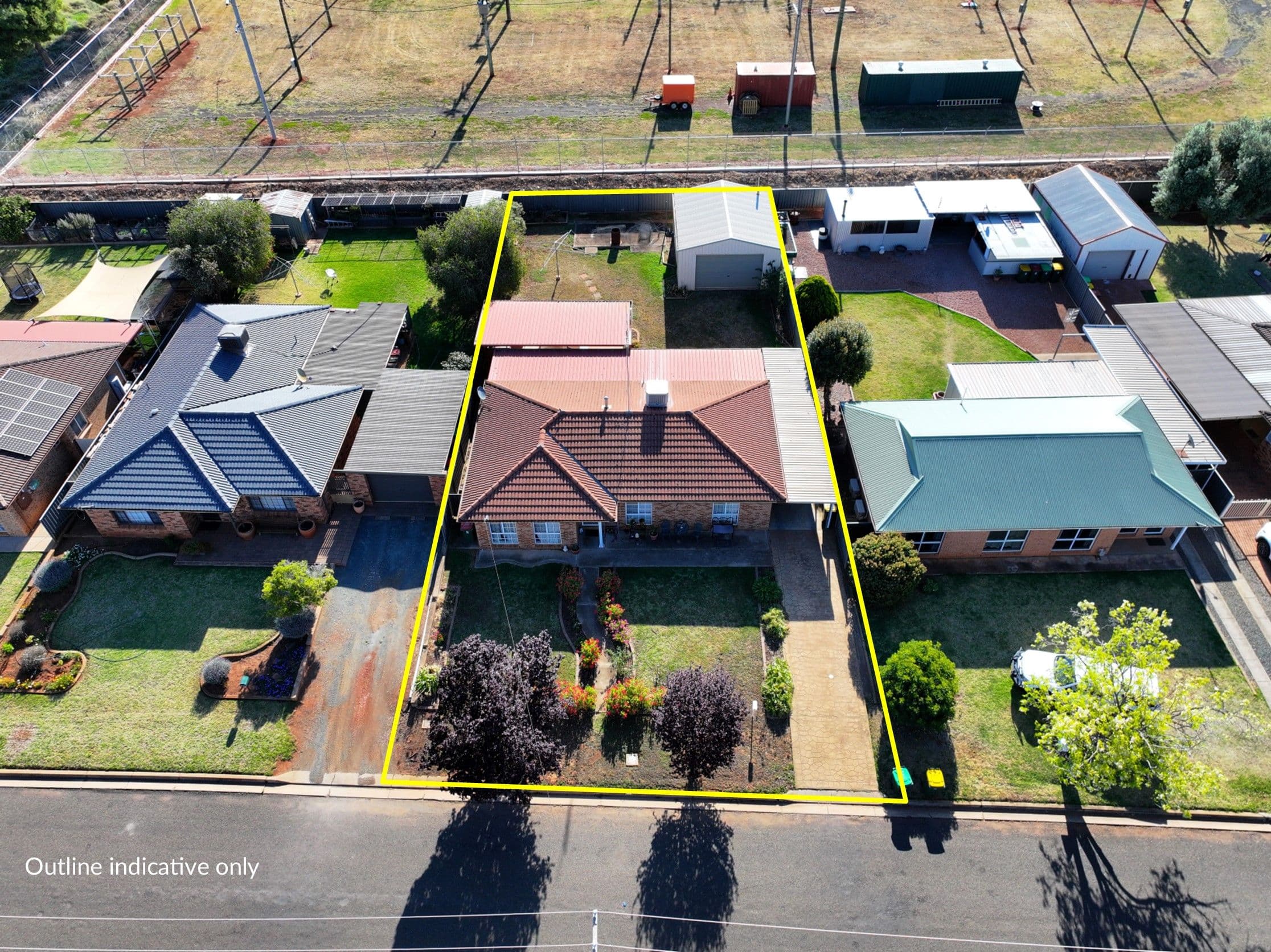 6 Carinya Street, Parkes NSW 2870, Parkes - Thumbnail 2