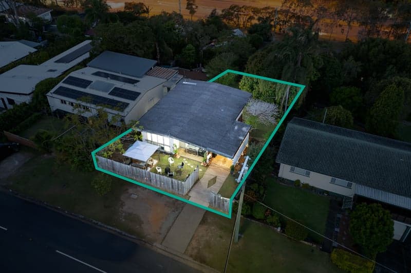 49 Cotswold Street, Carina - Thumbnail 2
