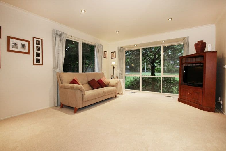 65 Alpine Way, KILSYTH VIC 3137, Kilsyth - Thumbnail 3