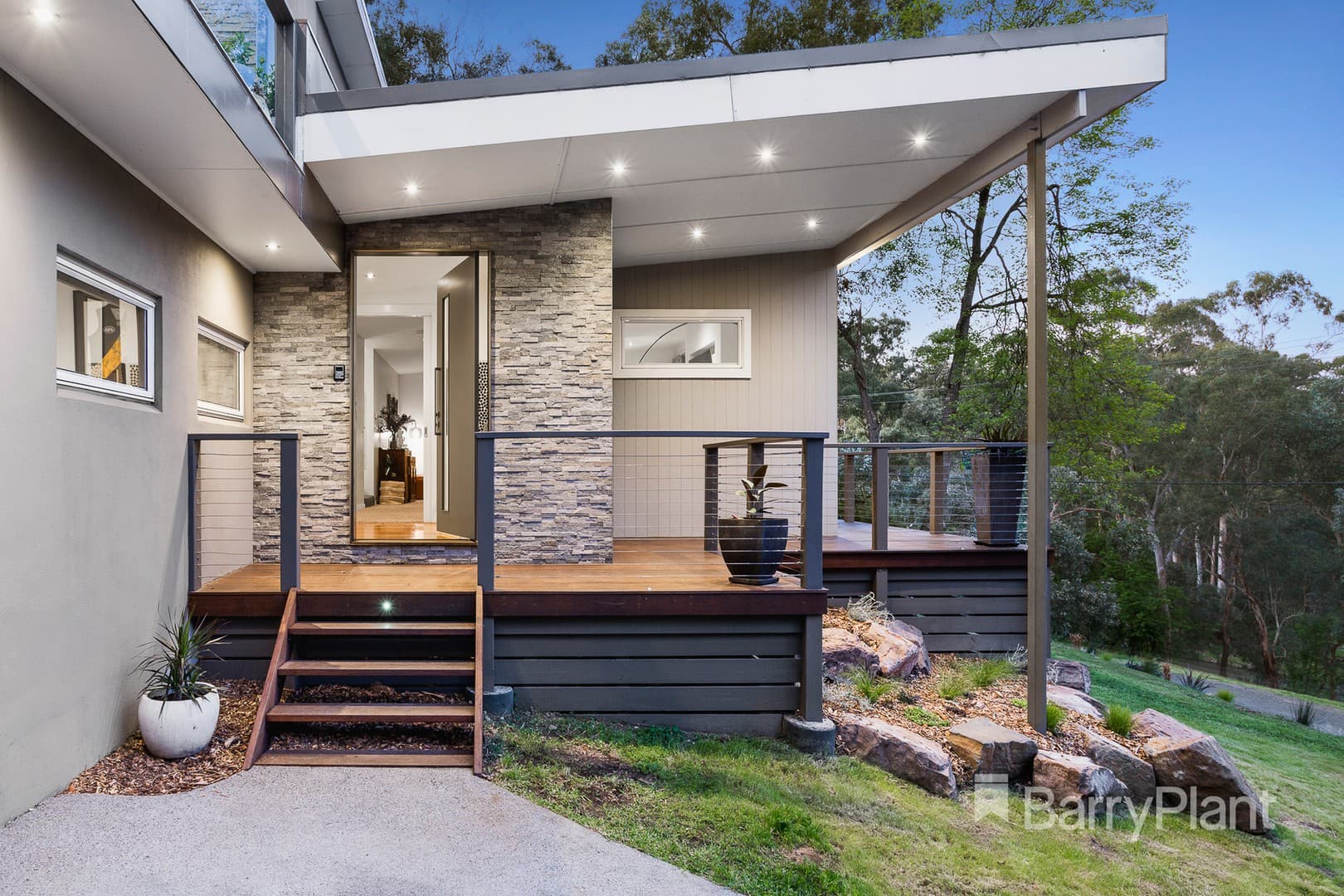 304 Yarra Street, Warrandyte, VIC 3113, Warrandyte - Thumbnail 2