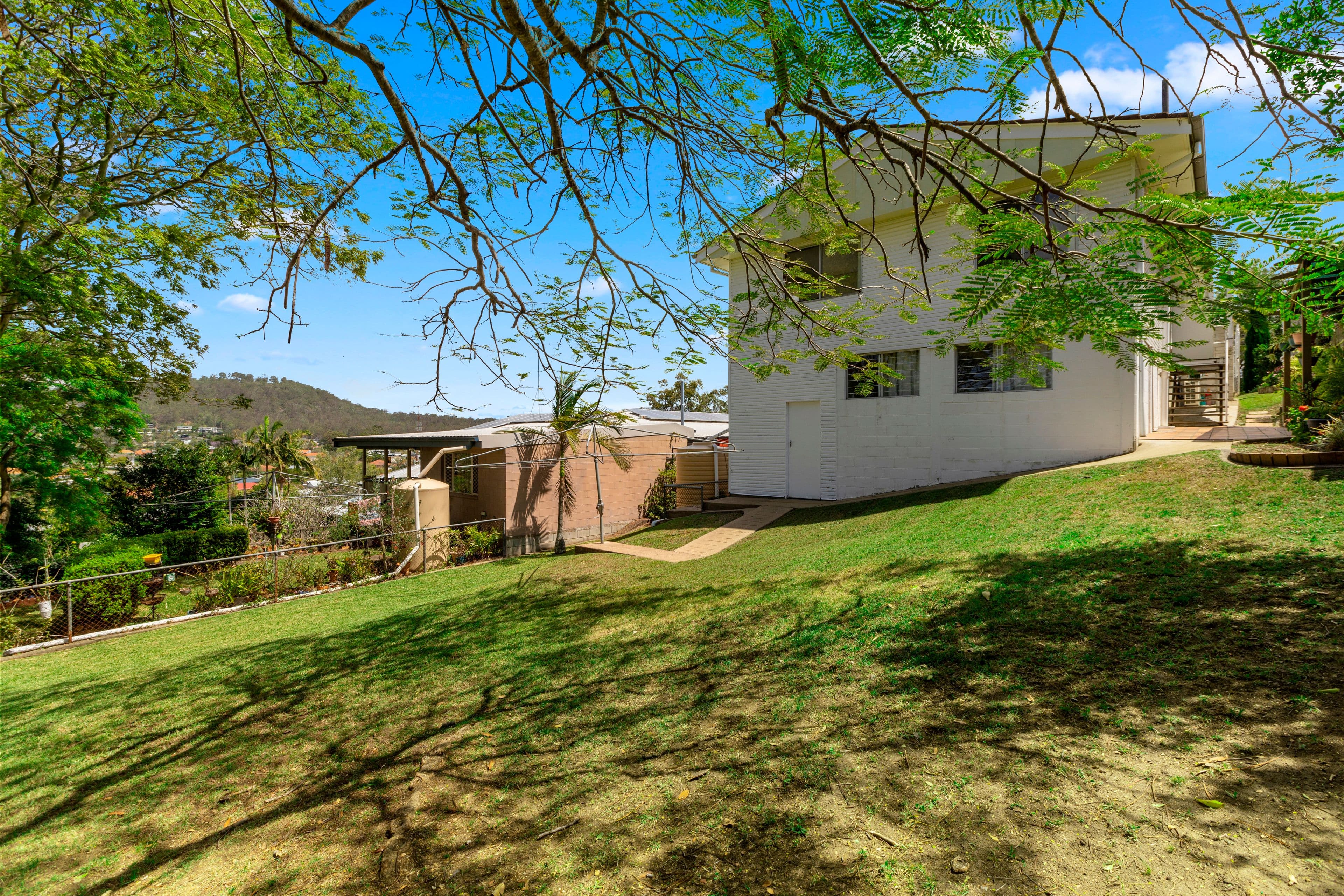 17 Hoya Street, Holland Park West QLD 4121, Holland Park West - Thumbnail 6