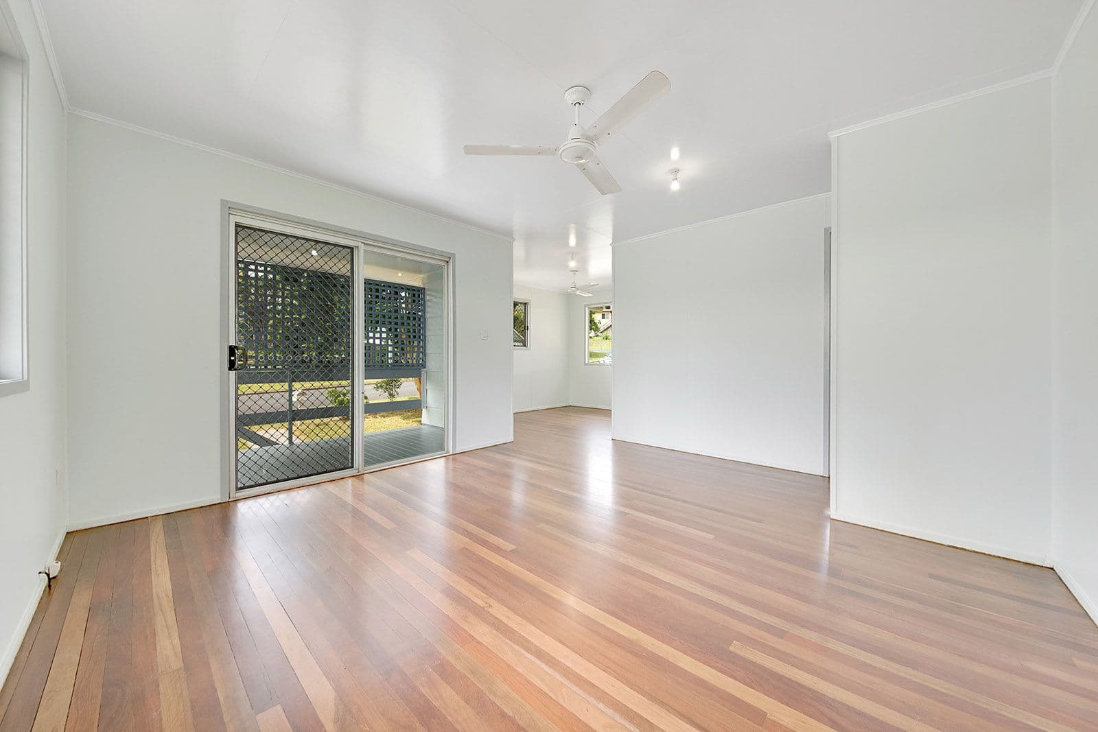 40 Tuna Street, Toolooa QLD 4680, Toolooa - Thumbnail 2