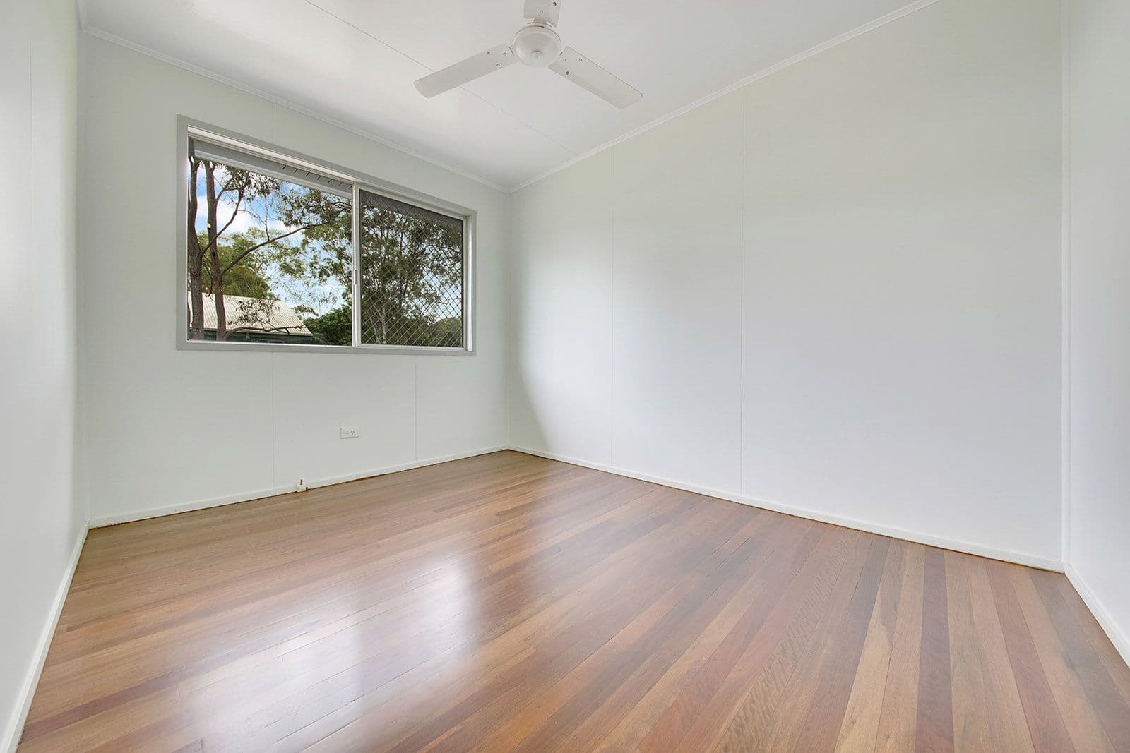40 Tuna Street, Toolooa QLD 4680, Toolooa - Thumbnail 7